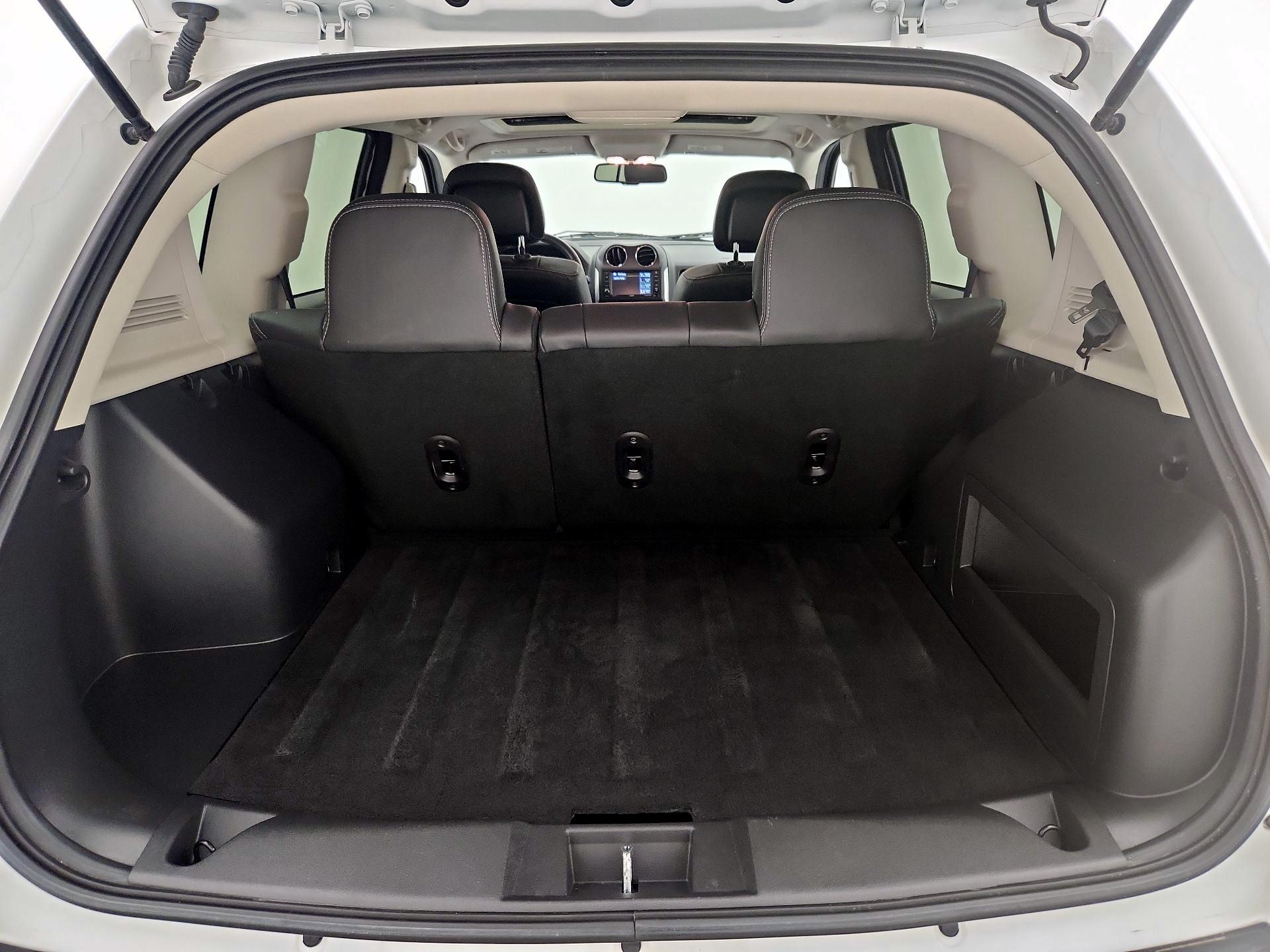 Thumbnail: 2014 Jeep Compass - 19