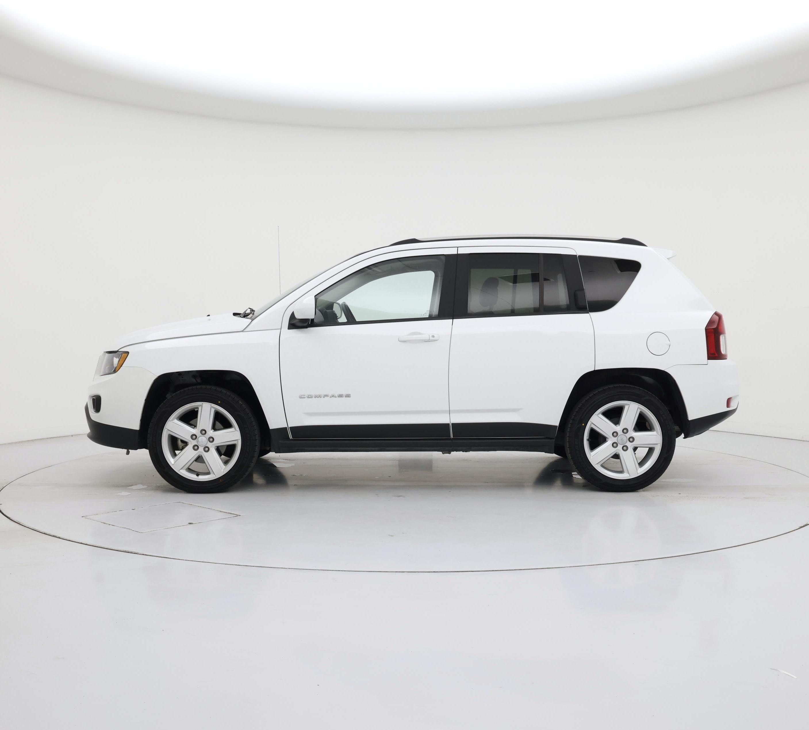 Thumbnail: 2014 Jeep Compass - 3