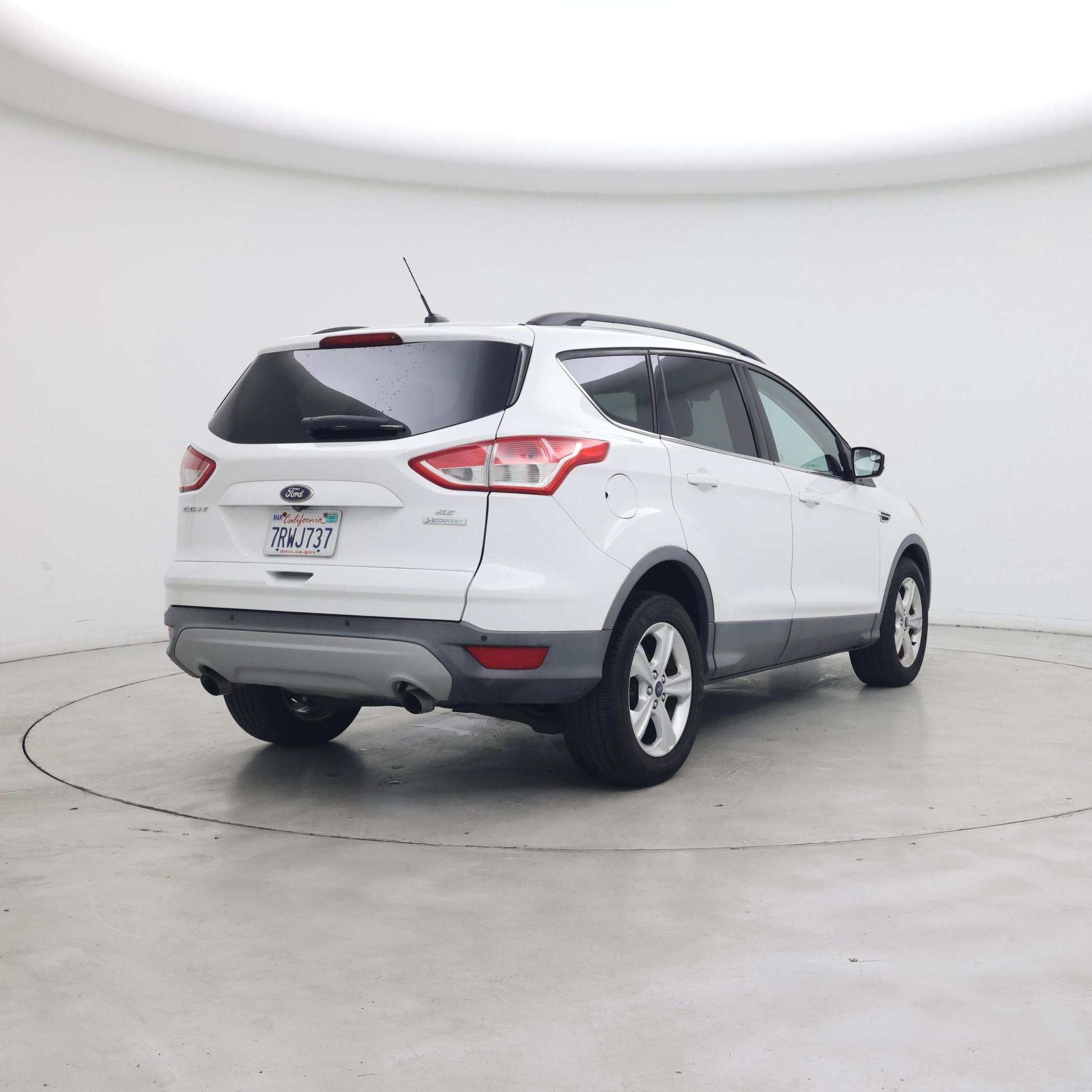 Thumbnail: 2016 Ford Escape - 8