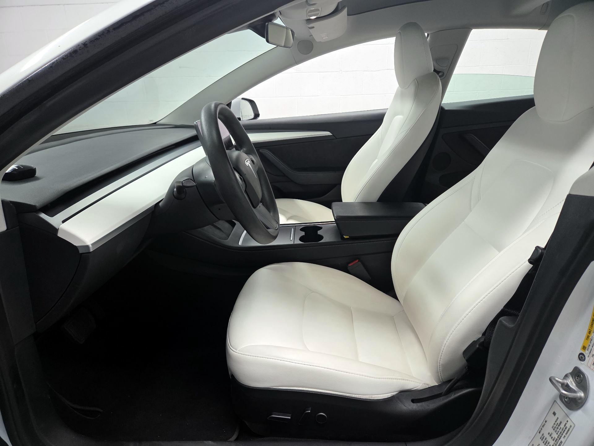 Thumbnail: 2023 Tesla Model 3 - 9