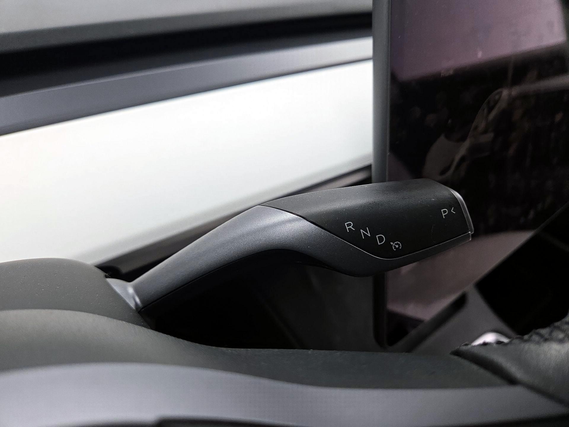 Thumbnail: 2023 Tesla Model 3 - 13