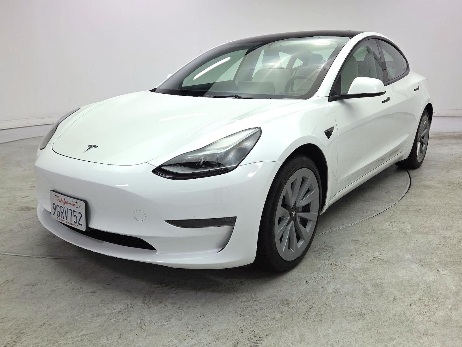 2023 Tesla Model 3 Long Range - Photo 3