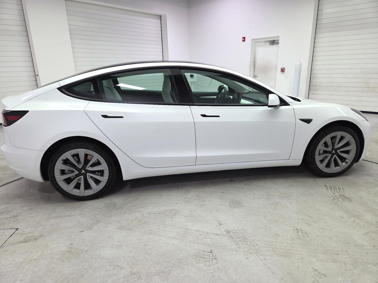 2023 Tesla Model 3 Long Range - Photo 4