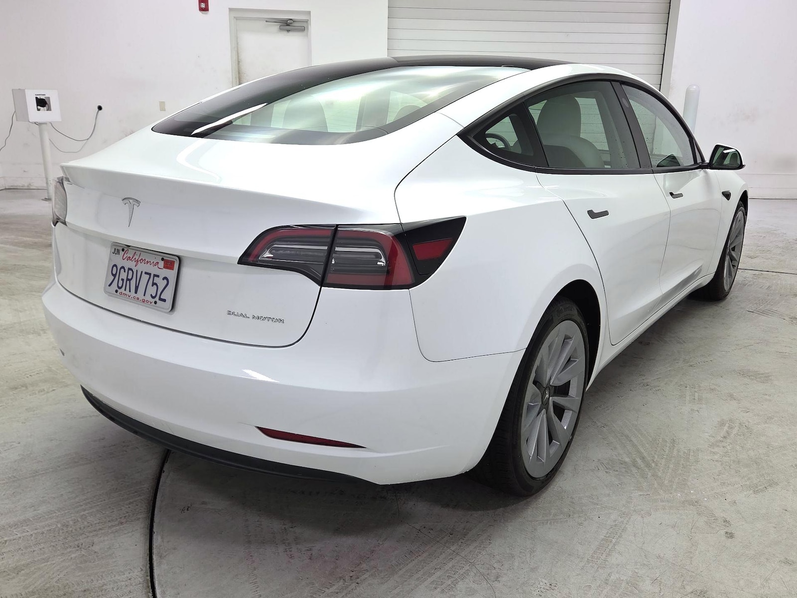 2023 Tesla Model 3 Long Range - Photo 5