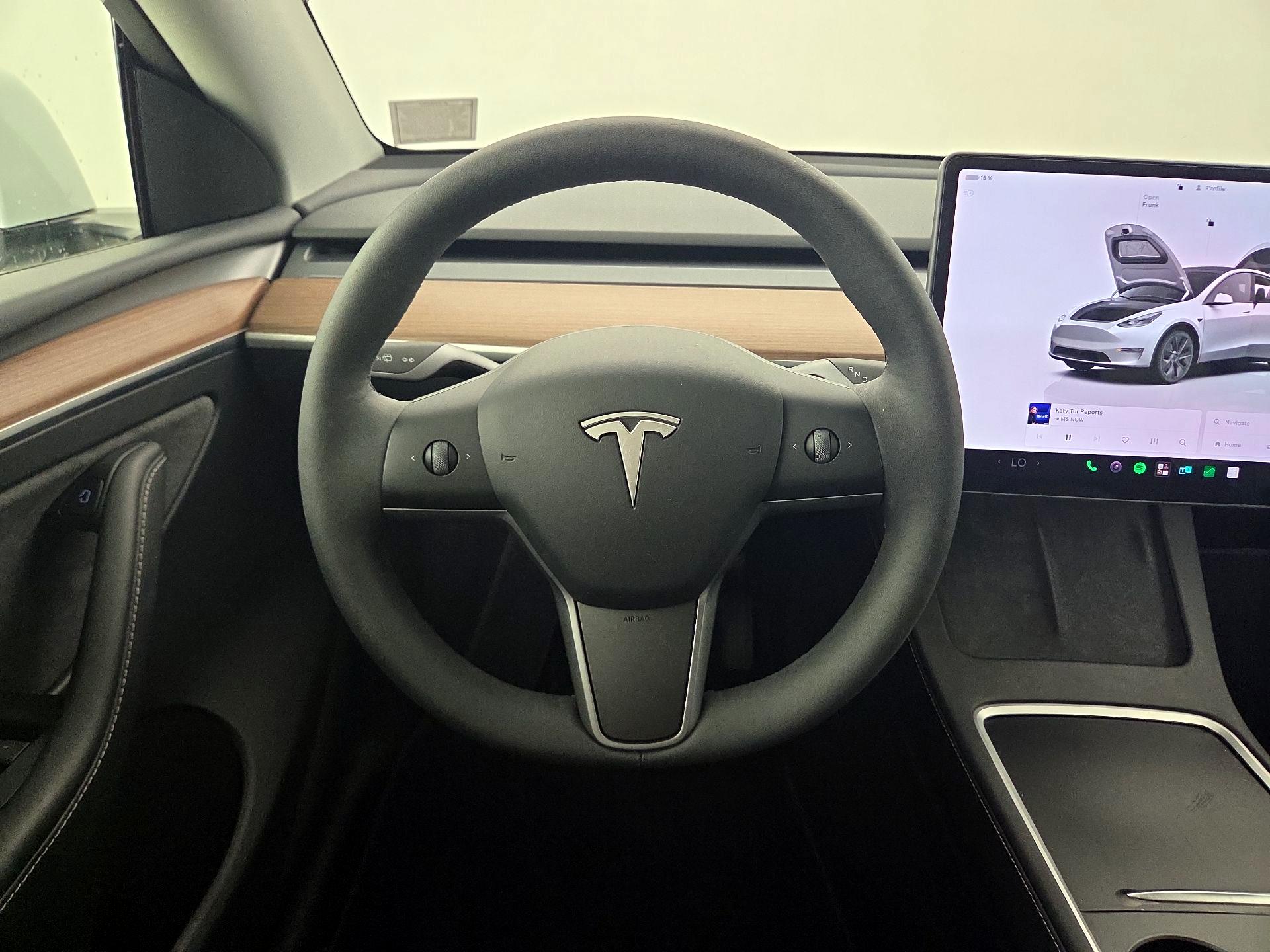 Thumbnail: 2024 Tesla Model Y - 10