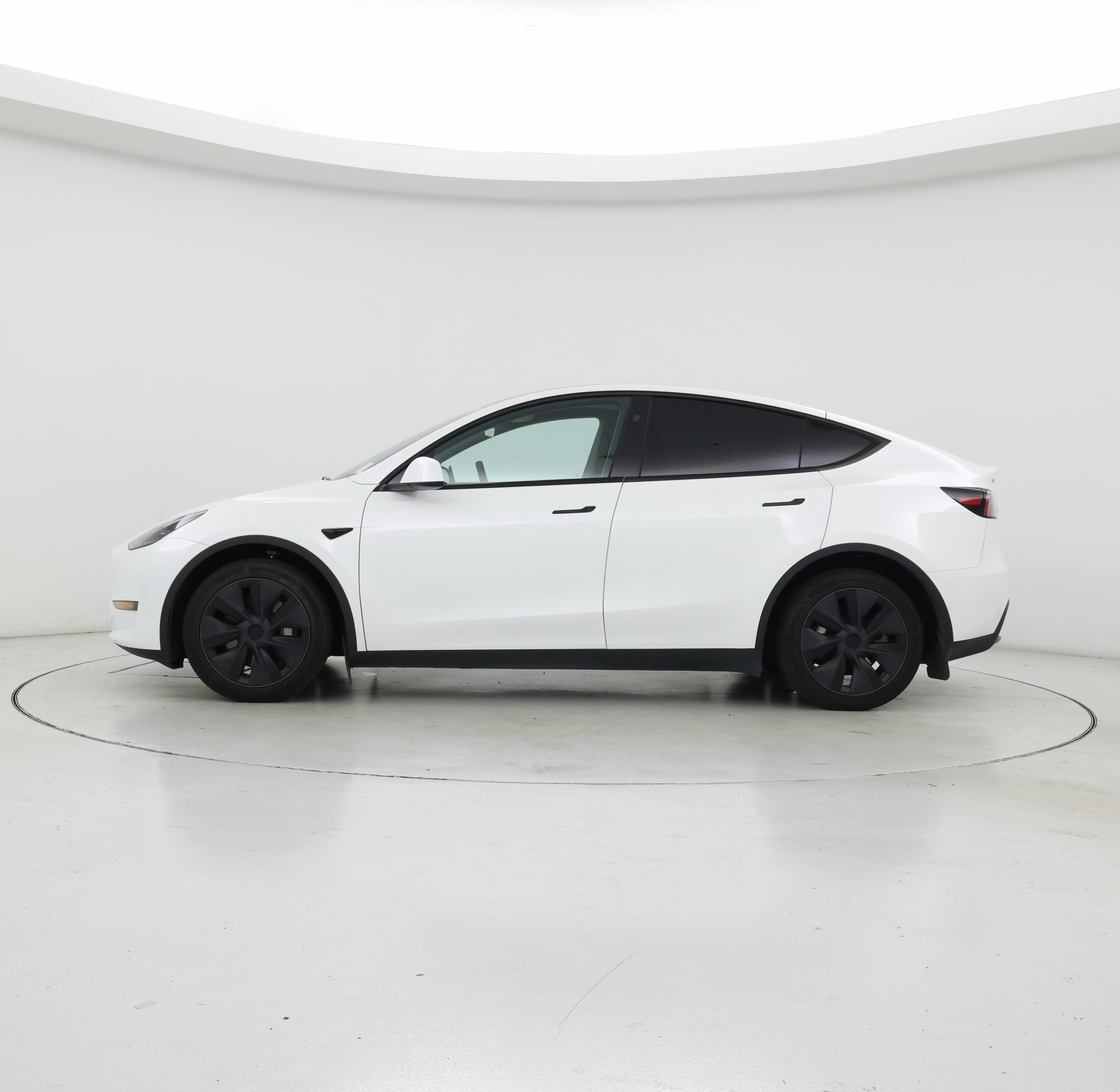 Thumbnail: 2024 Tesla Model Y - 3