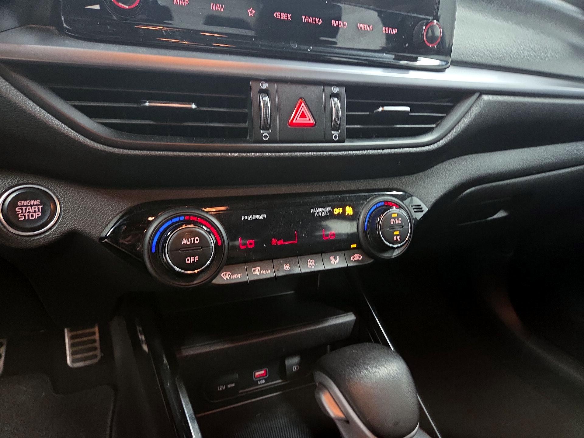 Thumbnail: 2023 Kia Forte - 12