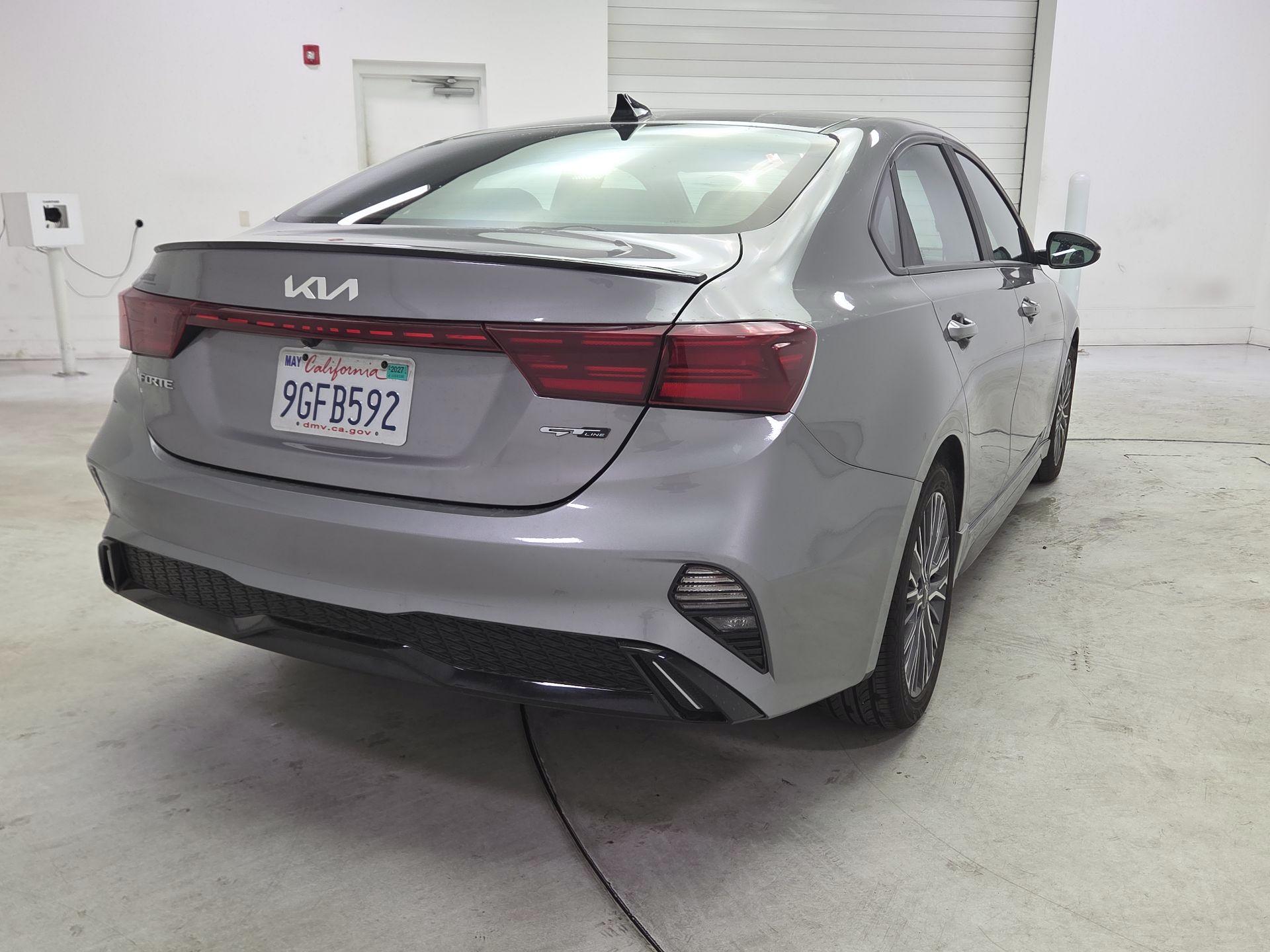 Thumbnail: 2023 Kia Forte - 5