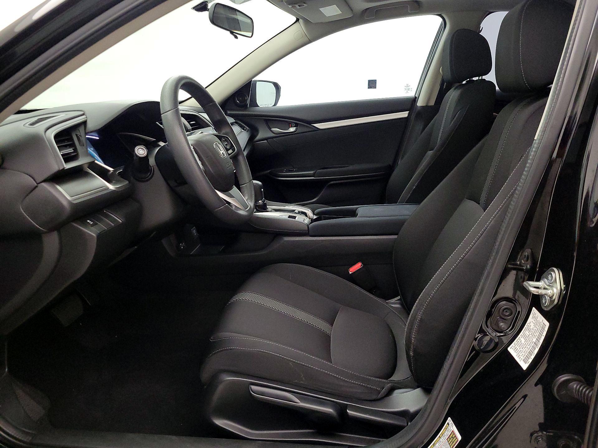 Thumbnail: 2016 Honda Civic - 11