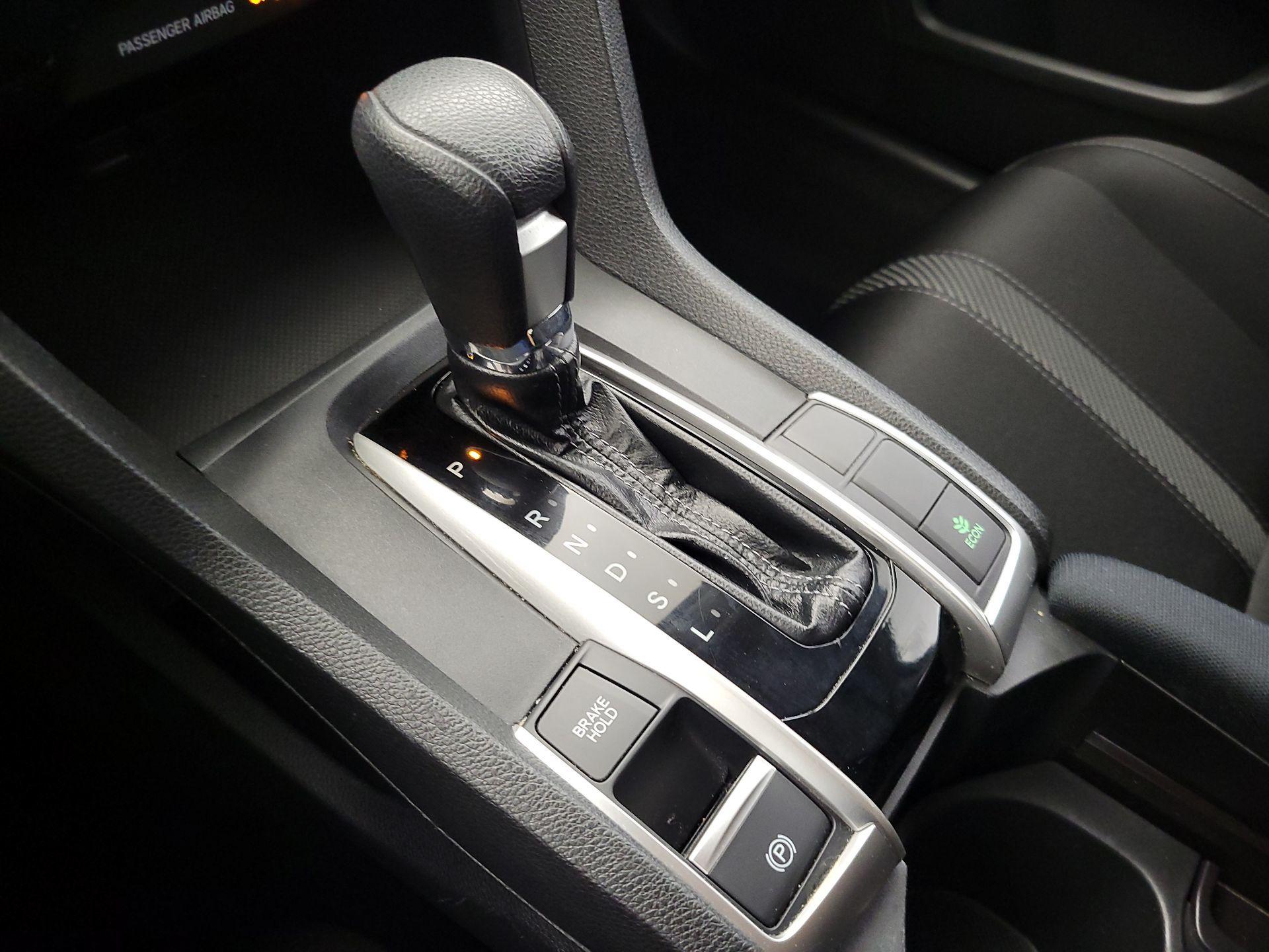 Thumbnail: 2016 Honda Civic - 17