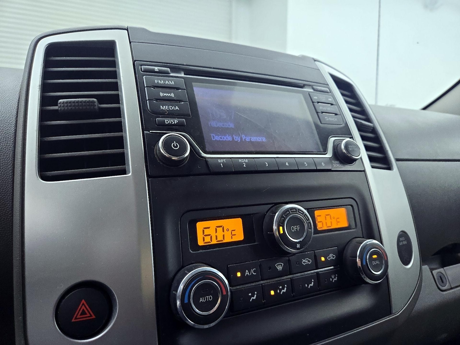 2018 Nissan Frontier SV - Photo 17