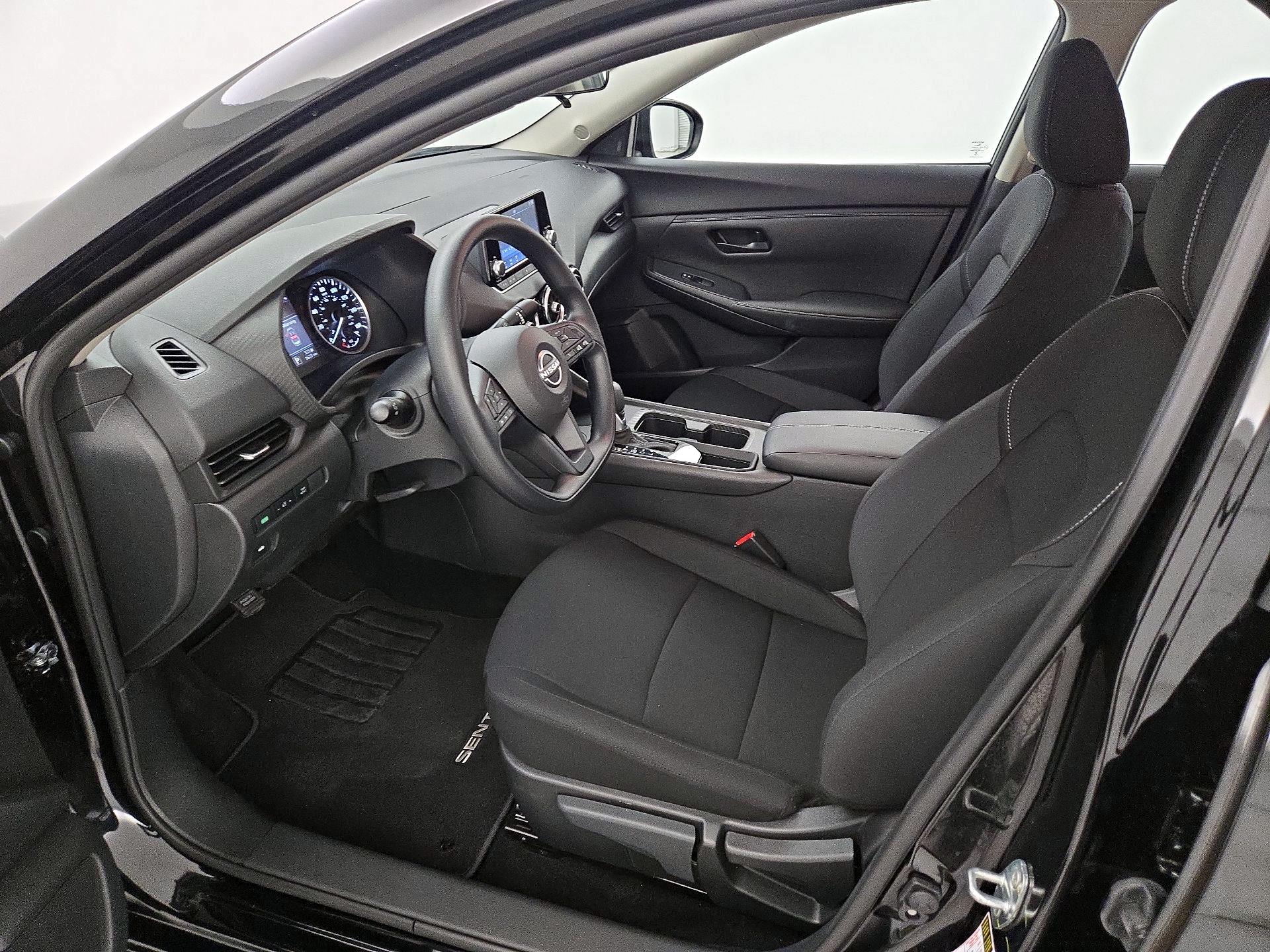 Thumbnail: 2025 Nissan Sentra - 11
