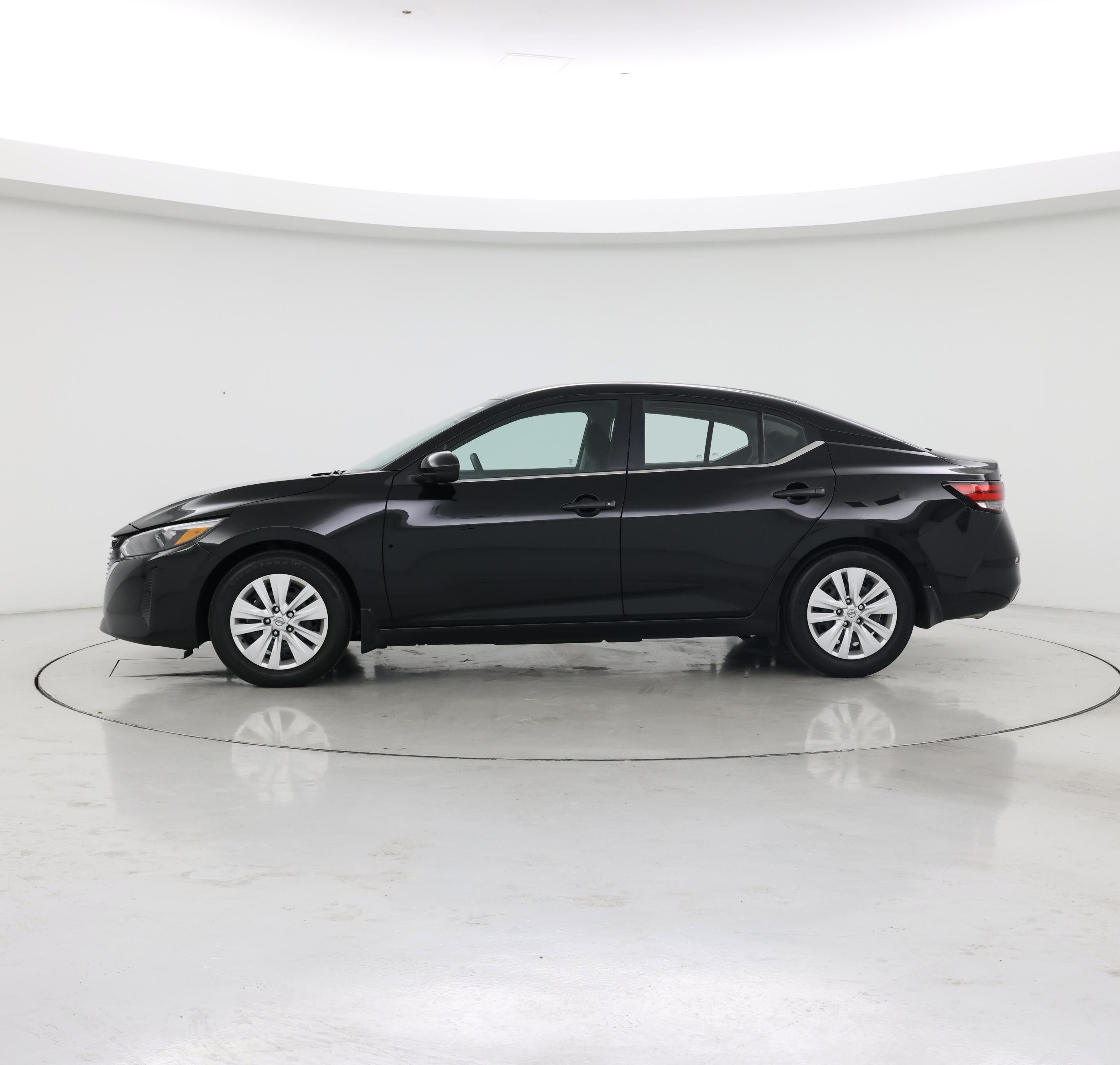 Thumbnail: 2025 Nissan Sentra - 3