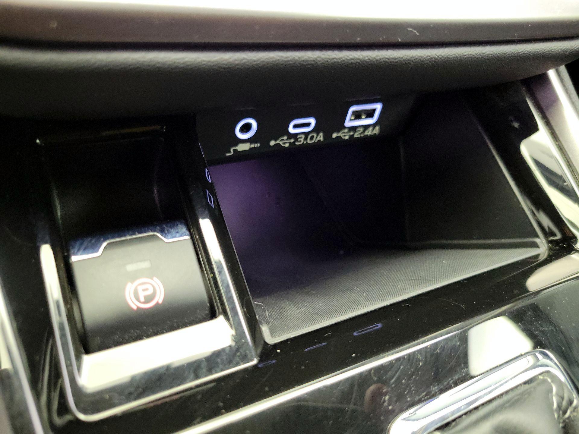 Thumbnail: 2025 Subaru Outback - 18