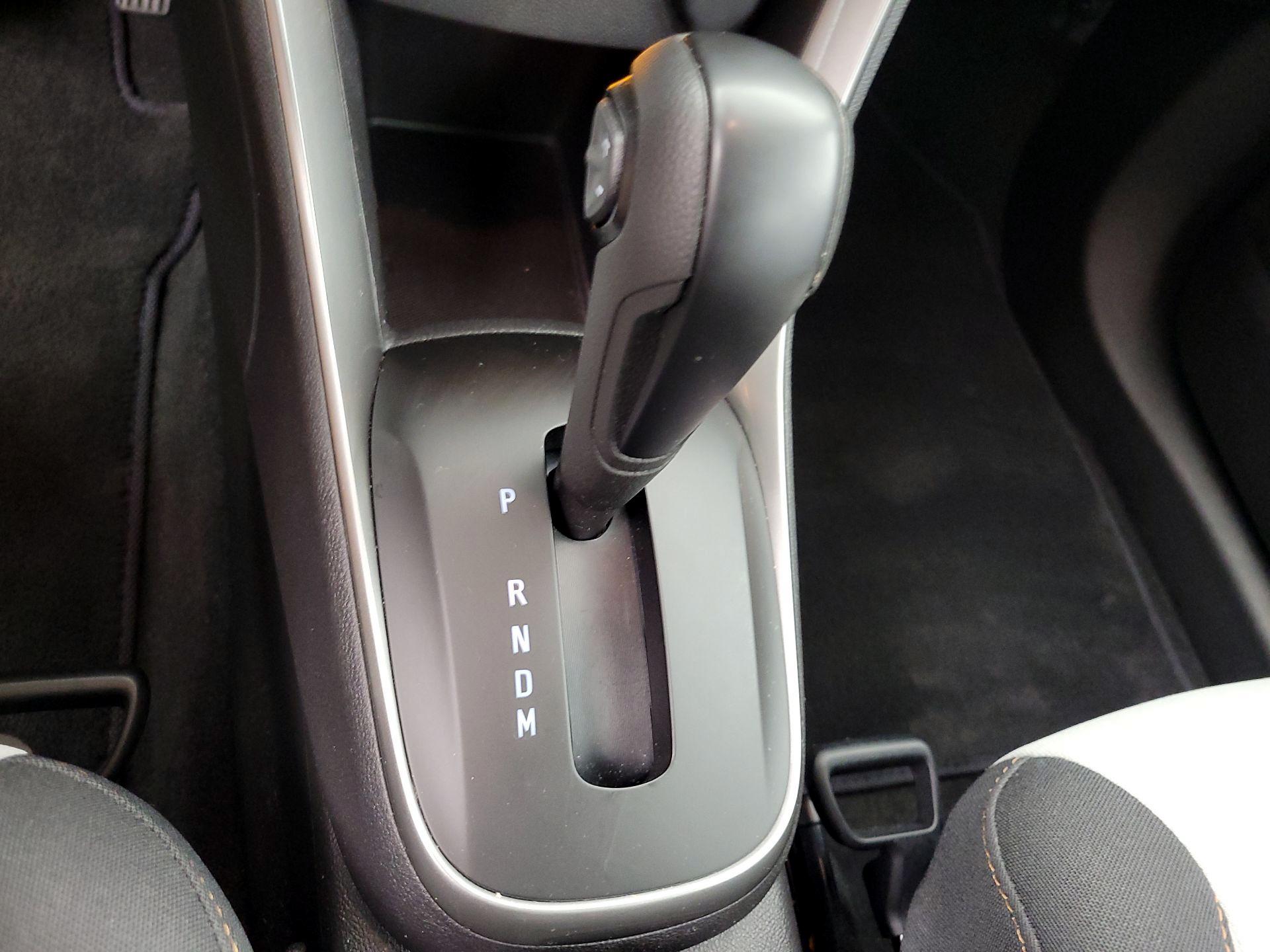 Thumbnail: 2020 Chevrolet Trax - 17
