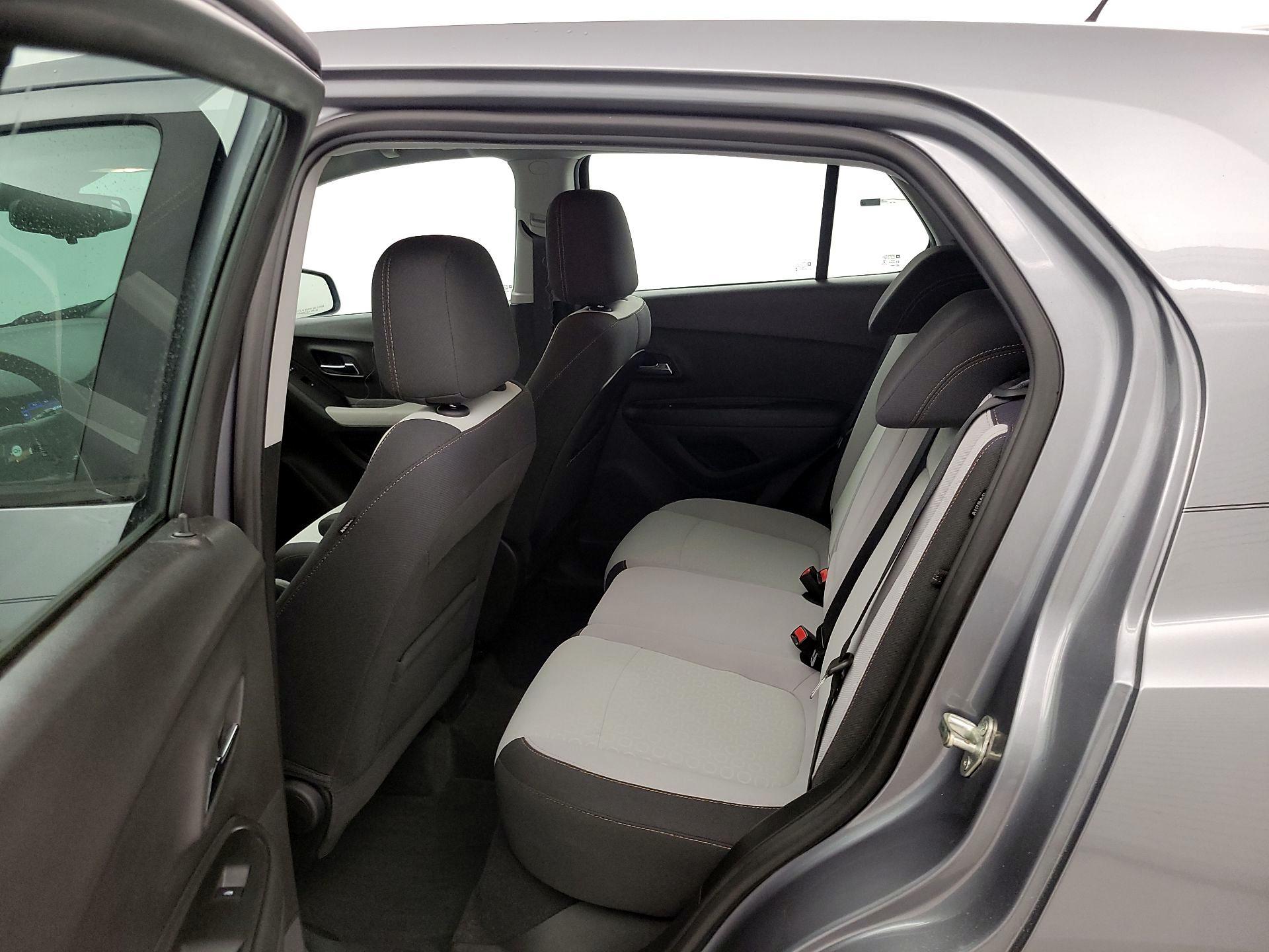 Thumbnail: 2020 Chevrolet Trax - 19