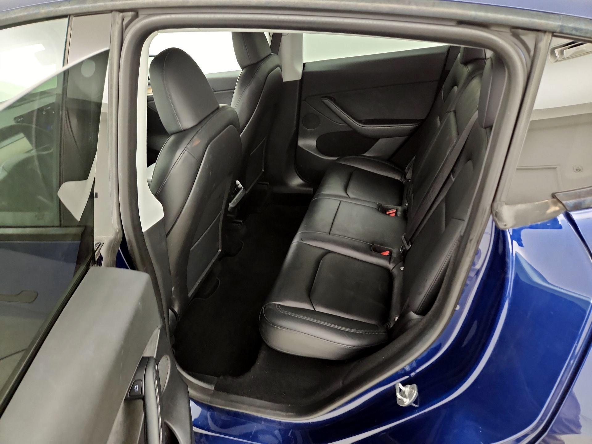 Thumbnail: 2023 Tesla Model Y - 18