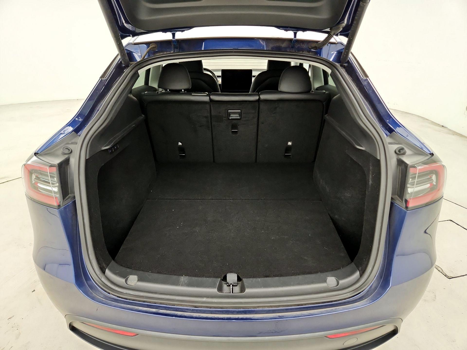 Thumbnail: 2023 Tesla Model Y - 19