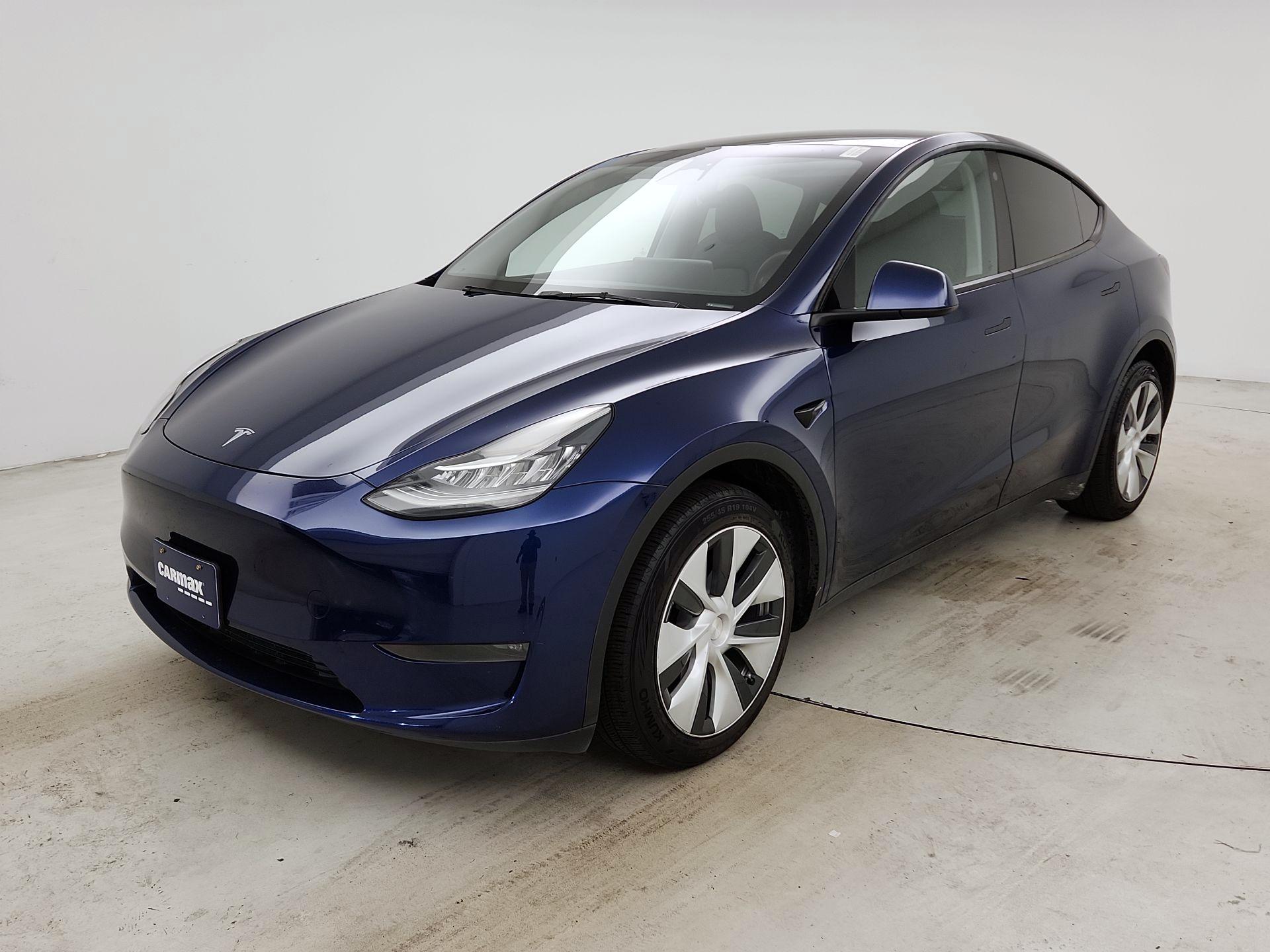 Thumbnail: 2023 Tesla Model Y - 3
