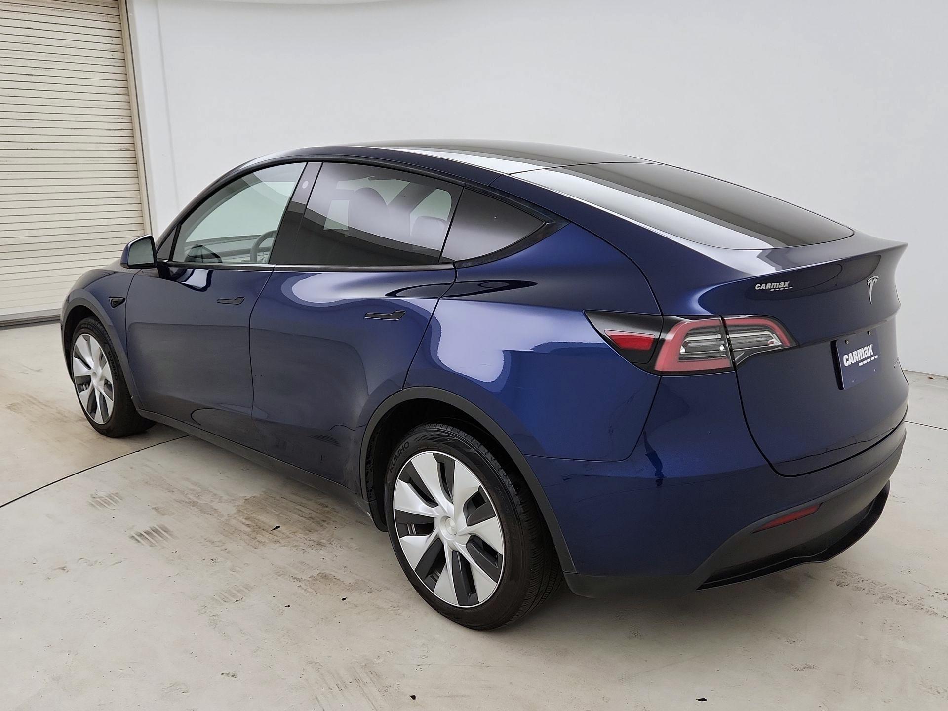 Thumbnail: 2023 Tesla Model Y - 7