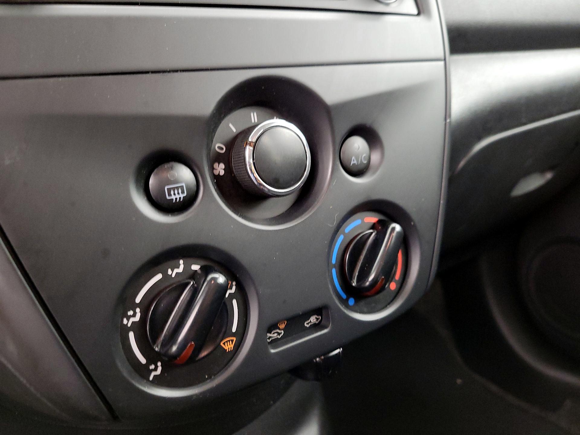 Thumbnail: 2015 Nissan Versa - 15