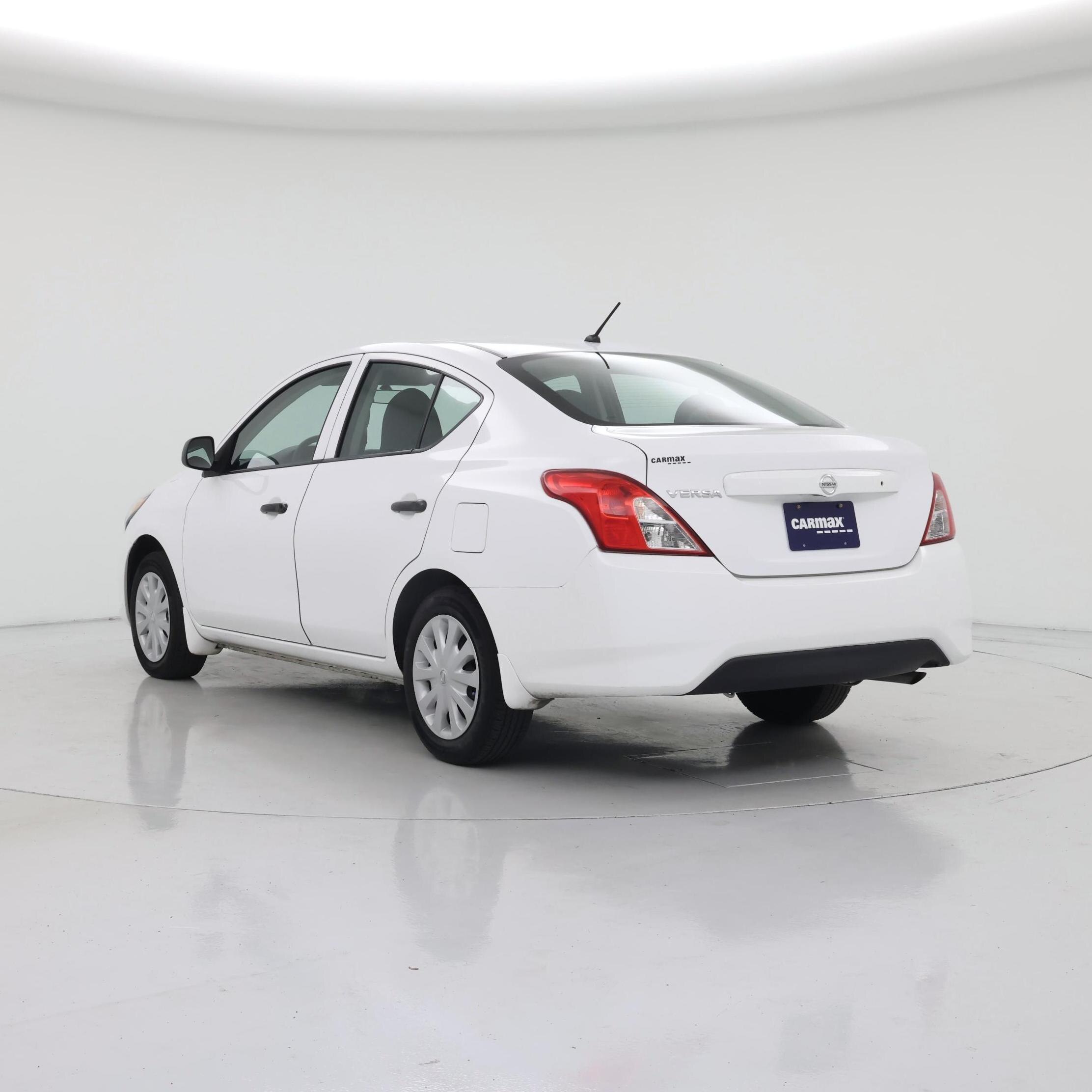 Thumbnail: 2015 Nissan Versa - 2