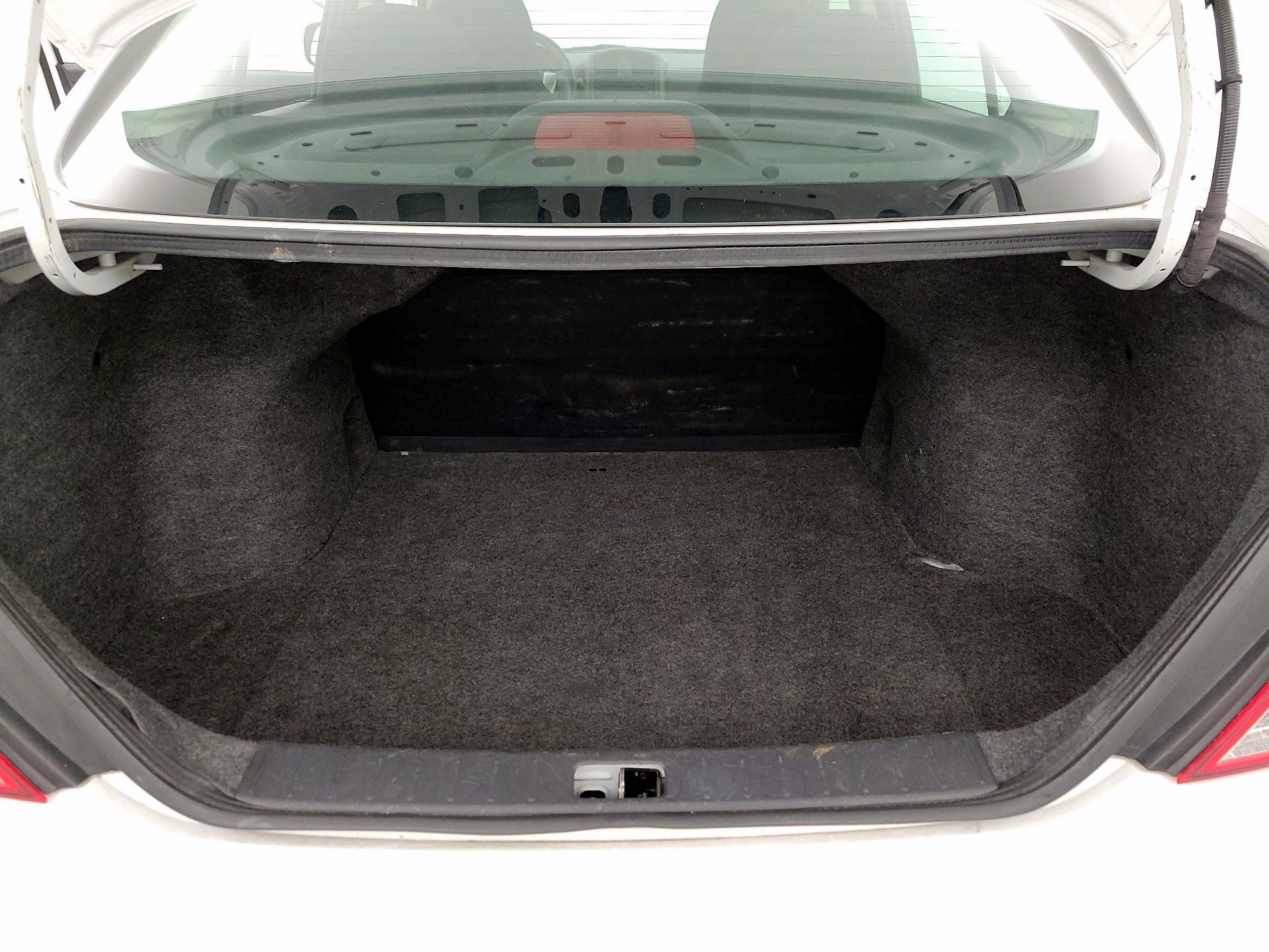 Thumbnail: 2015 Nissan Versa - 19