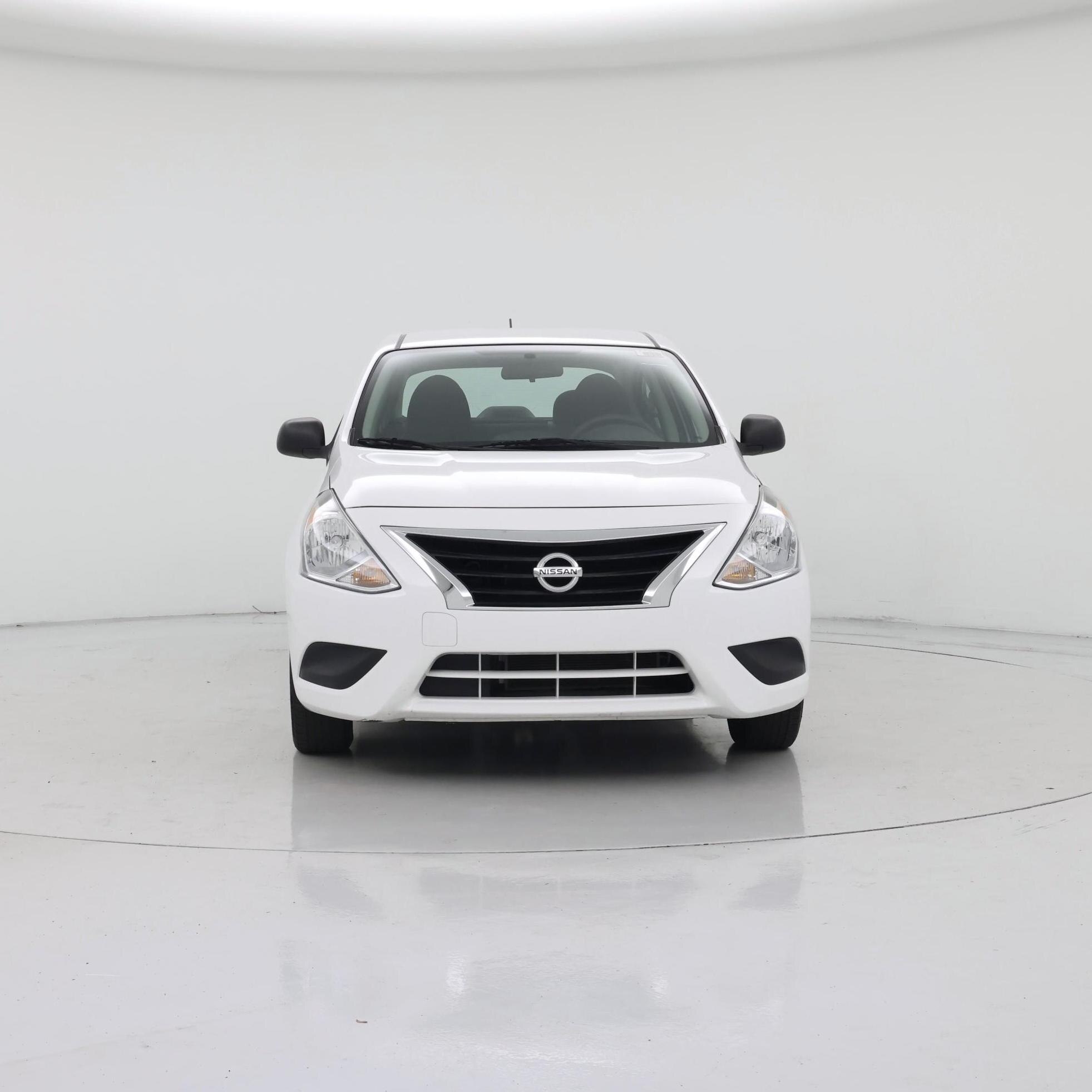 Thumbnail: 2015 Nissan Versa - 5