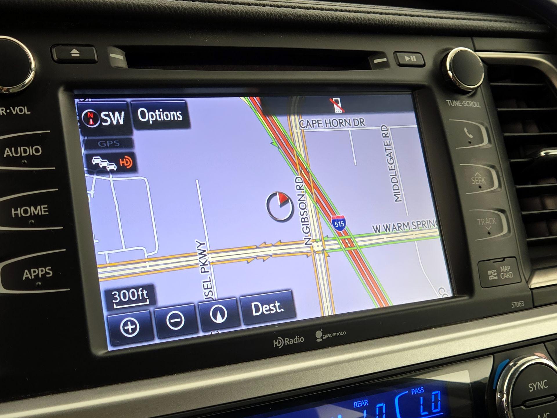 Thumbnail: 2015 Toyota Highlander - 14