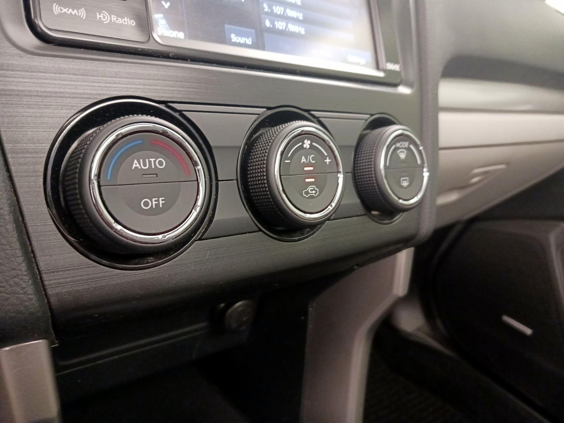 Thumbnail: 2015 Subaru Forester - 17