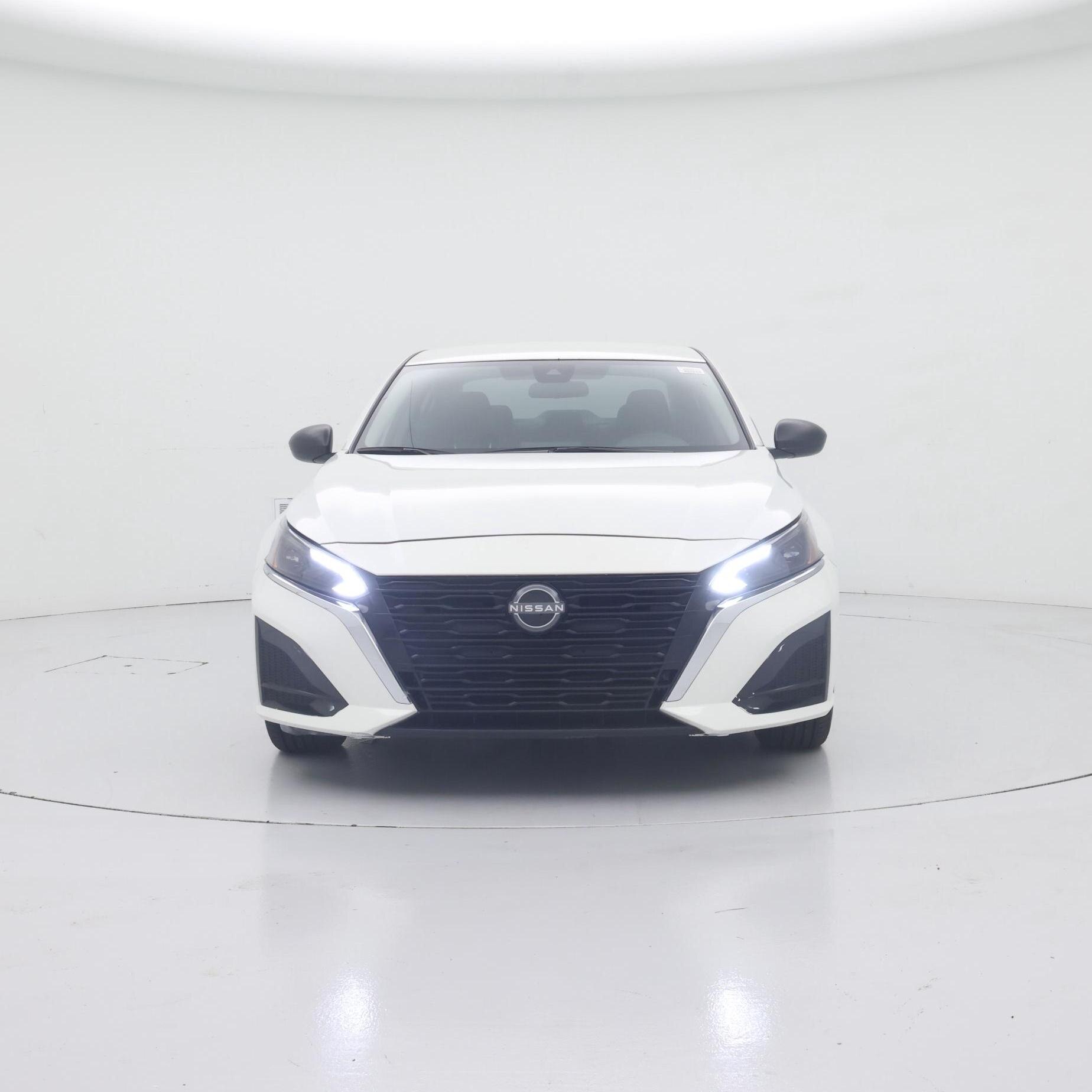 Thumbnail: 2024 Nissan Altima - 5