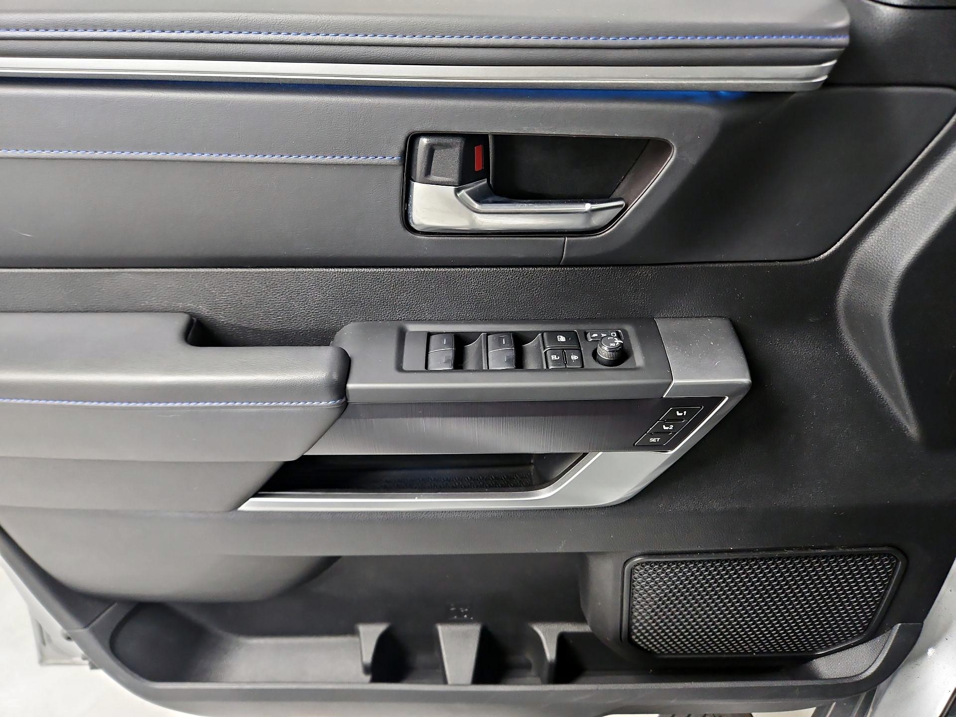 Thumbnail: 2023 Toyota Sequoia - 12