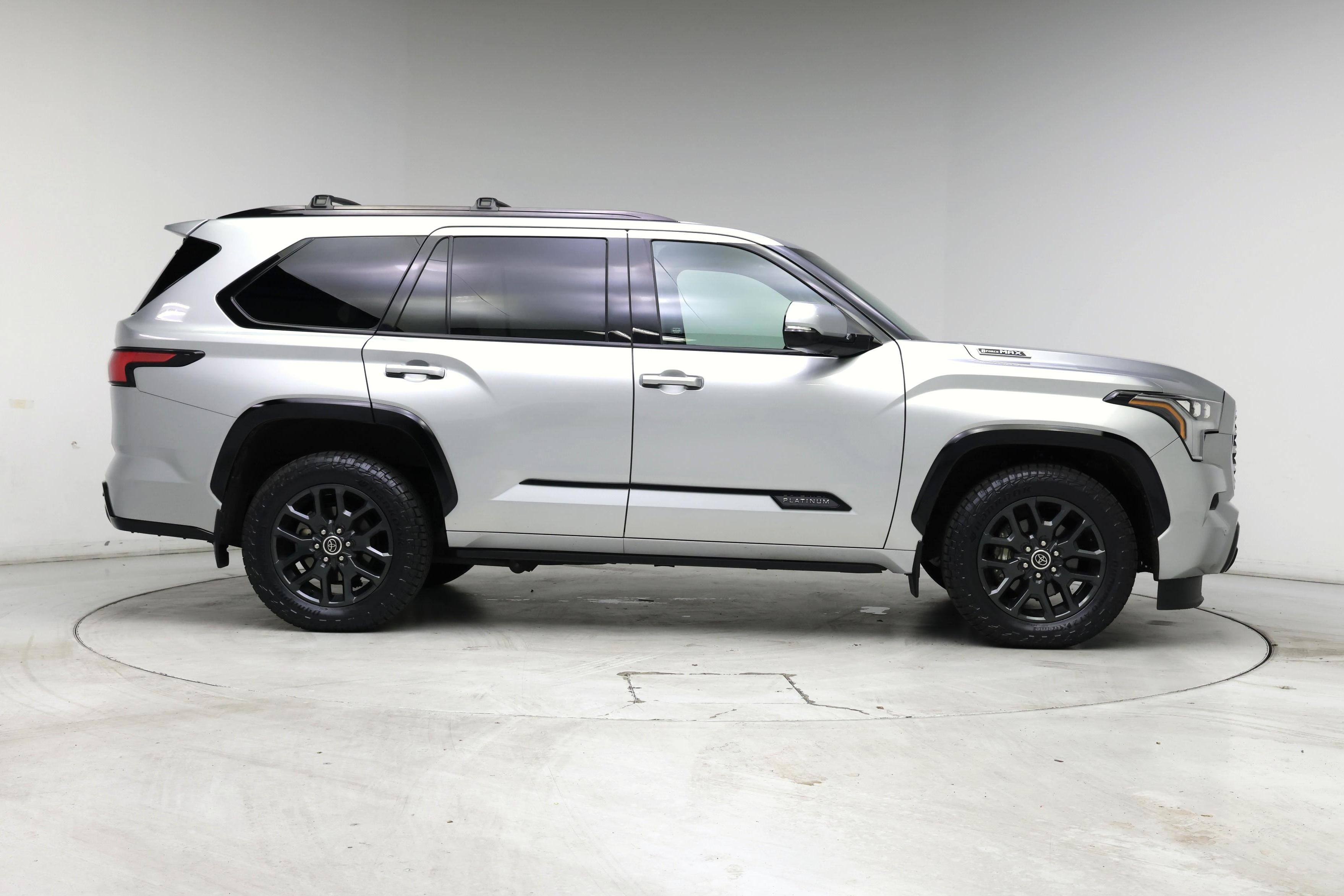 Thumbnail: 2023 Toyota Sequoia - 7
