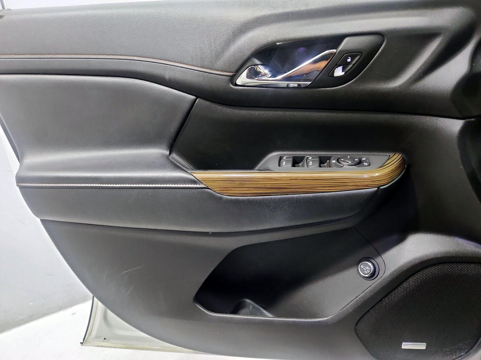 2019 GMC Acadia SLT-1 - Photo 13