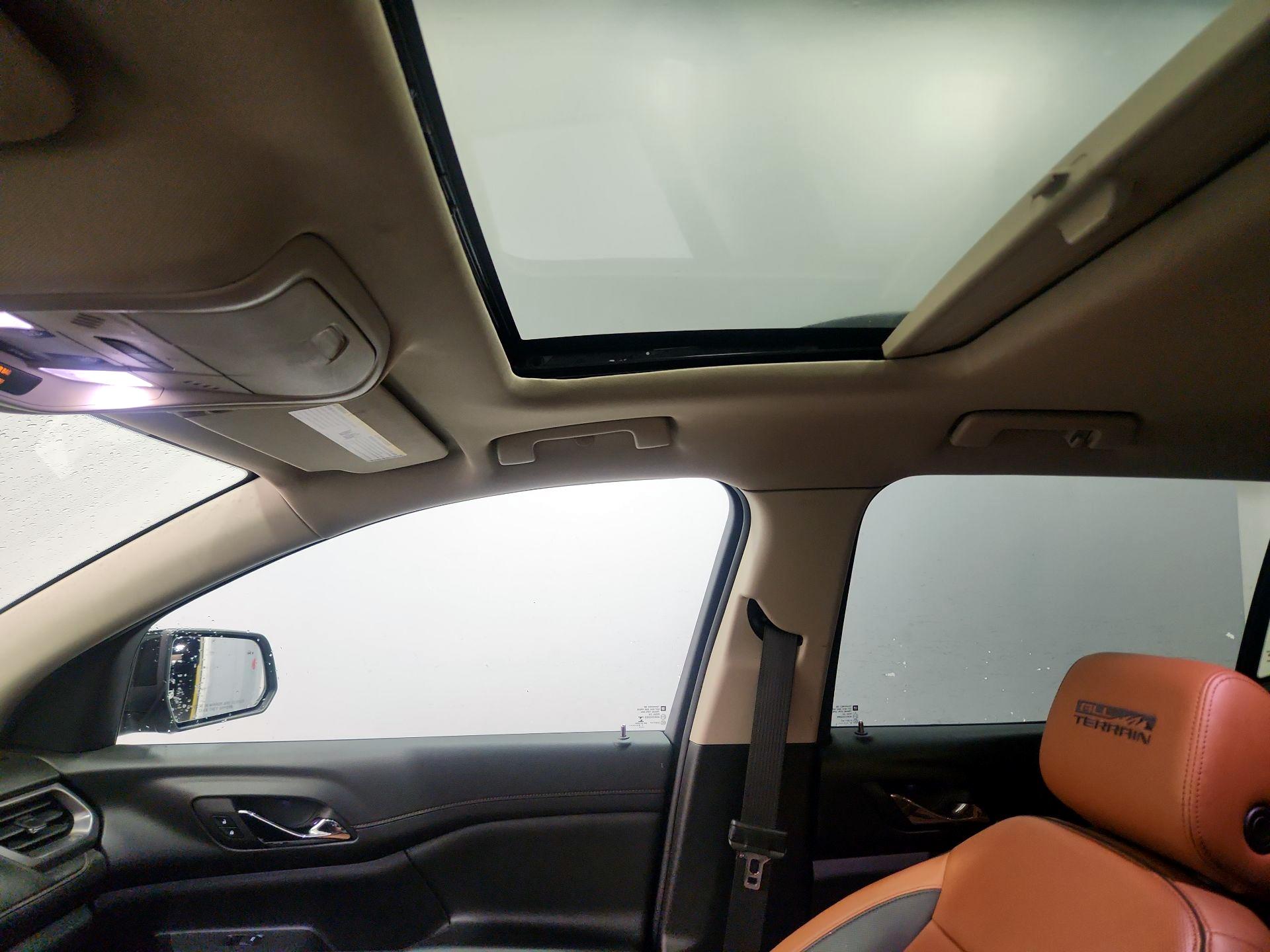 Thumbnail: 2019 GMC Acadia - 19