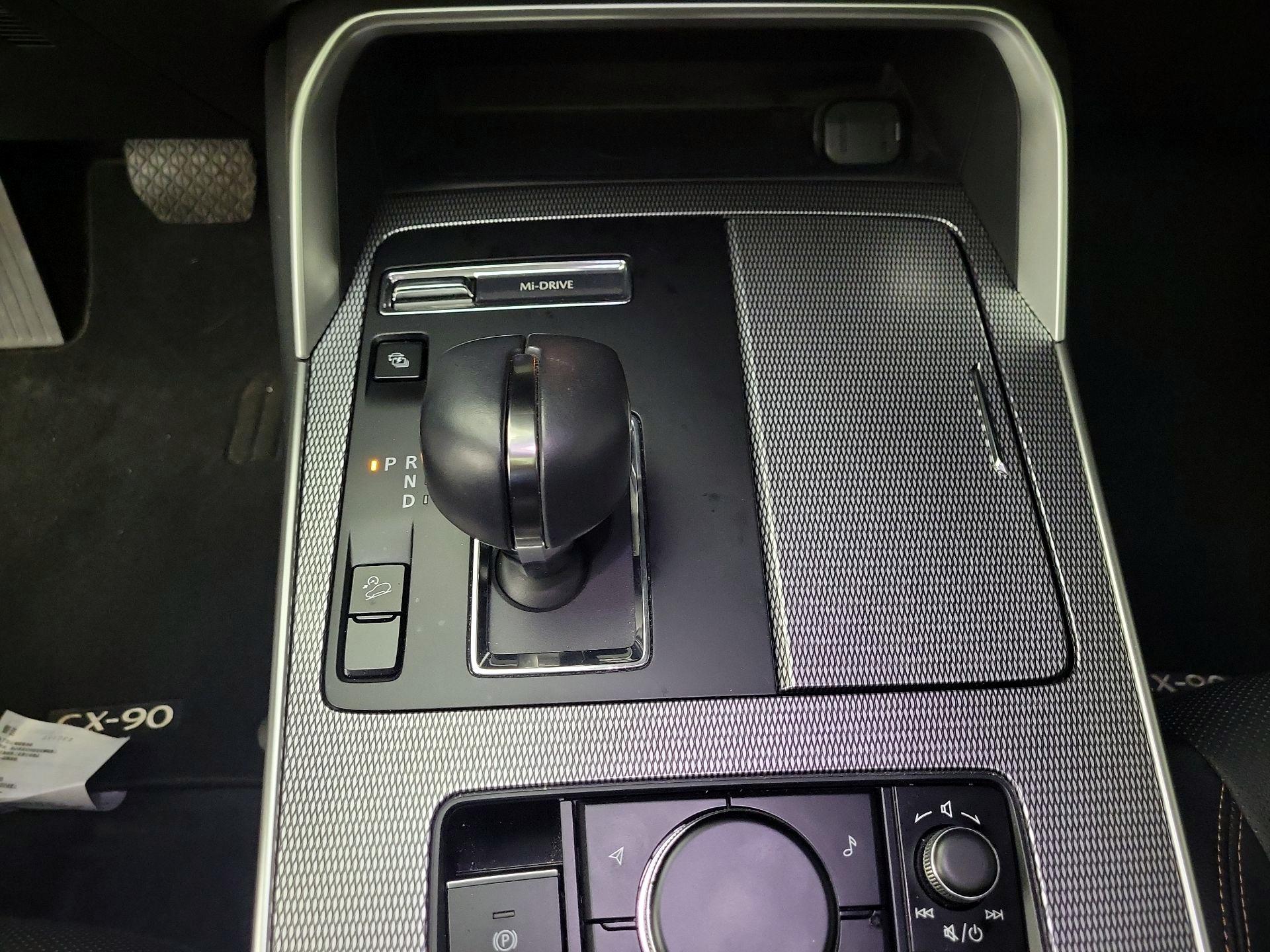 Thumbnail: 2024 Mazda CX-90 - 18