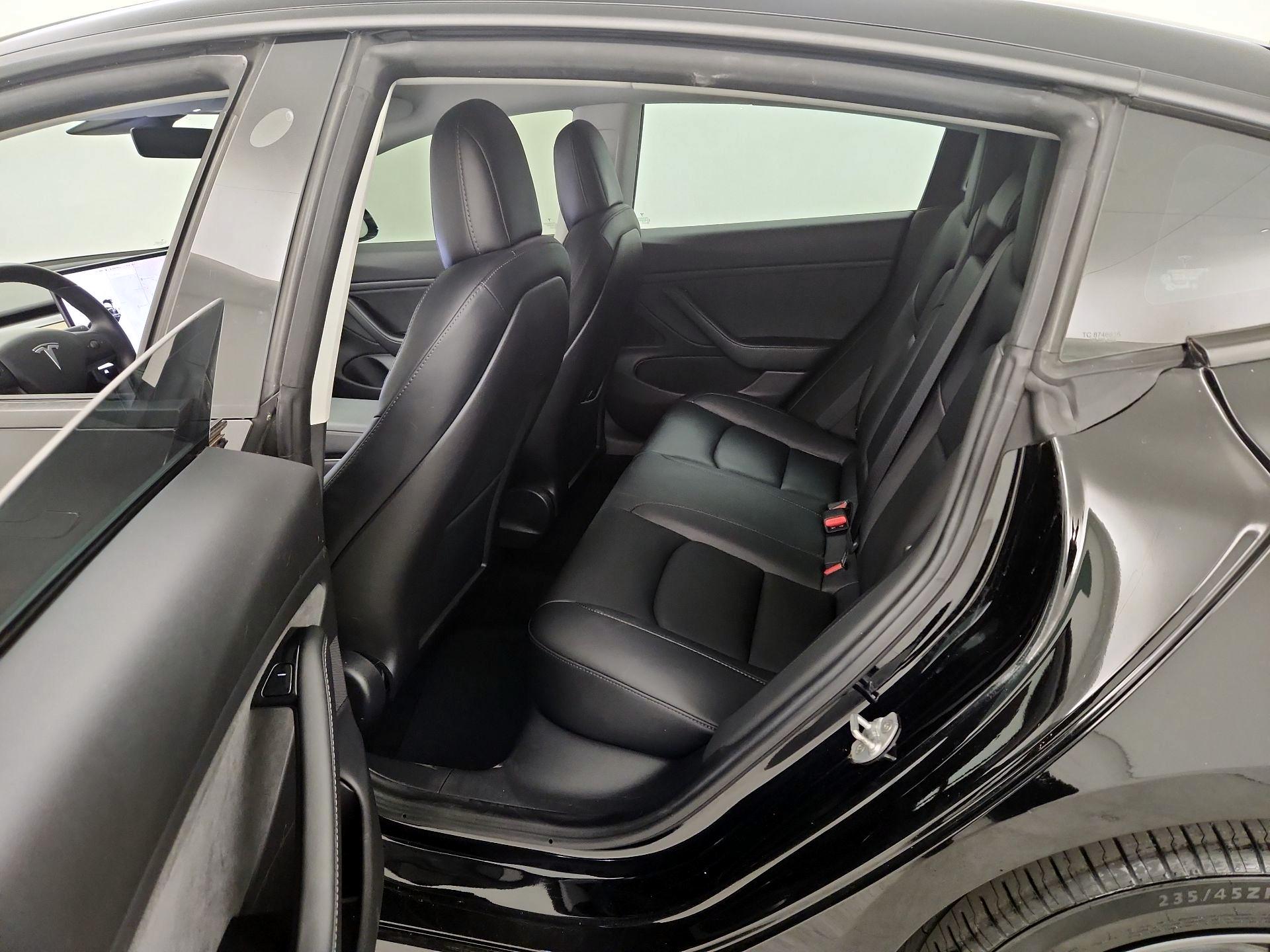 Thumbnail: 2019 Tesla Model 3 - 20