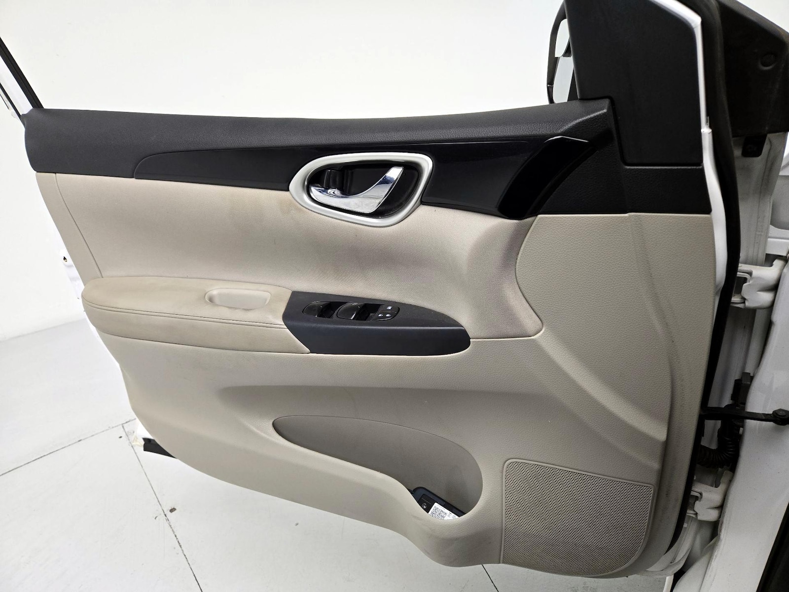 2016 Nissan Sentra SV - Photo 13