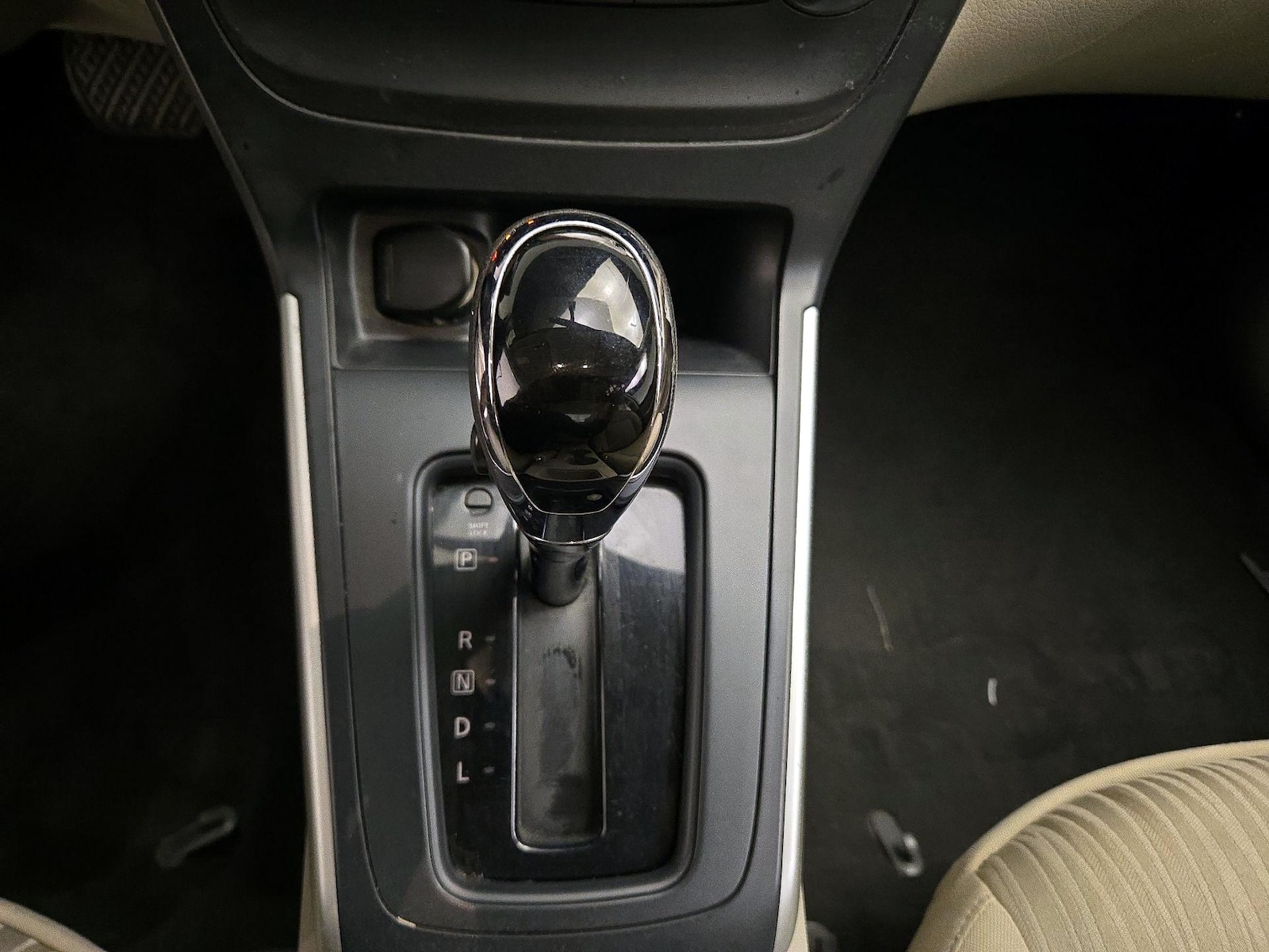 2016 Nissan Sentra SV - Photo 18
