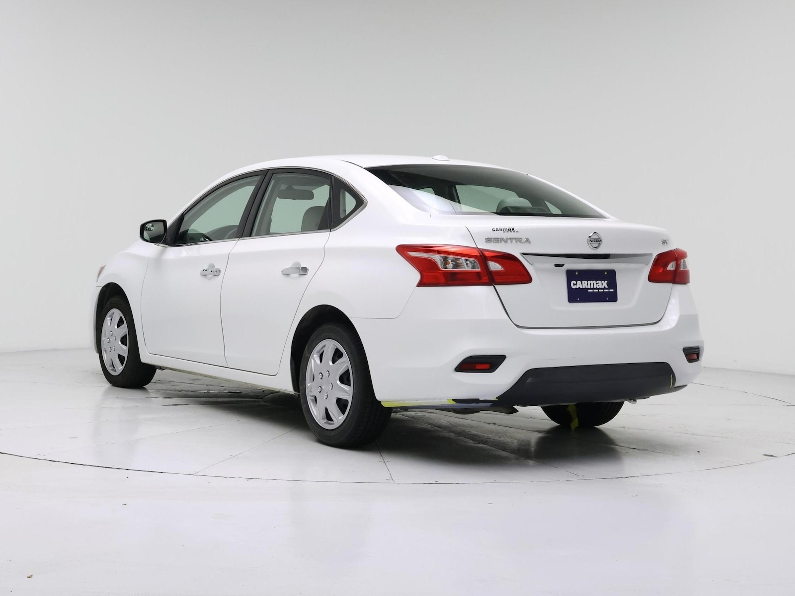 2016 Nissan Sentra SV - Photo 3