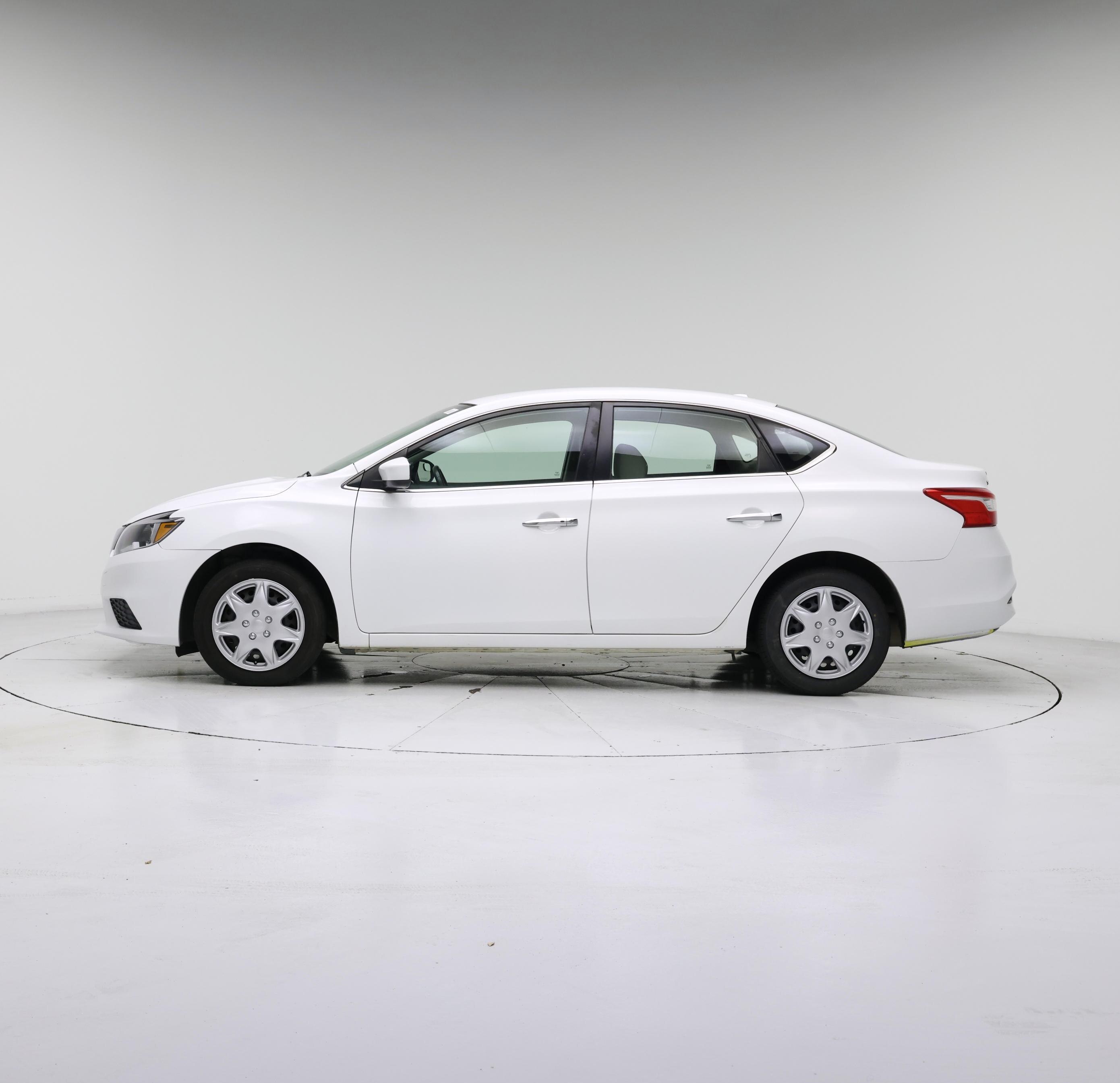 Thumbnail: 2016 Nissan Sentra - 3