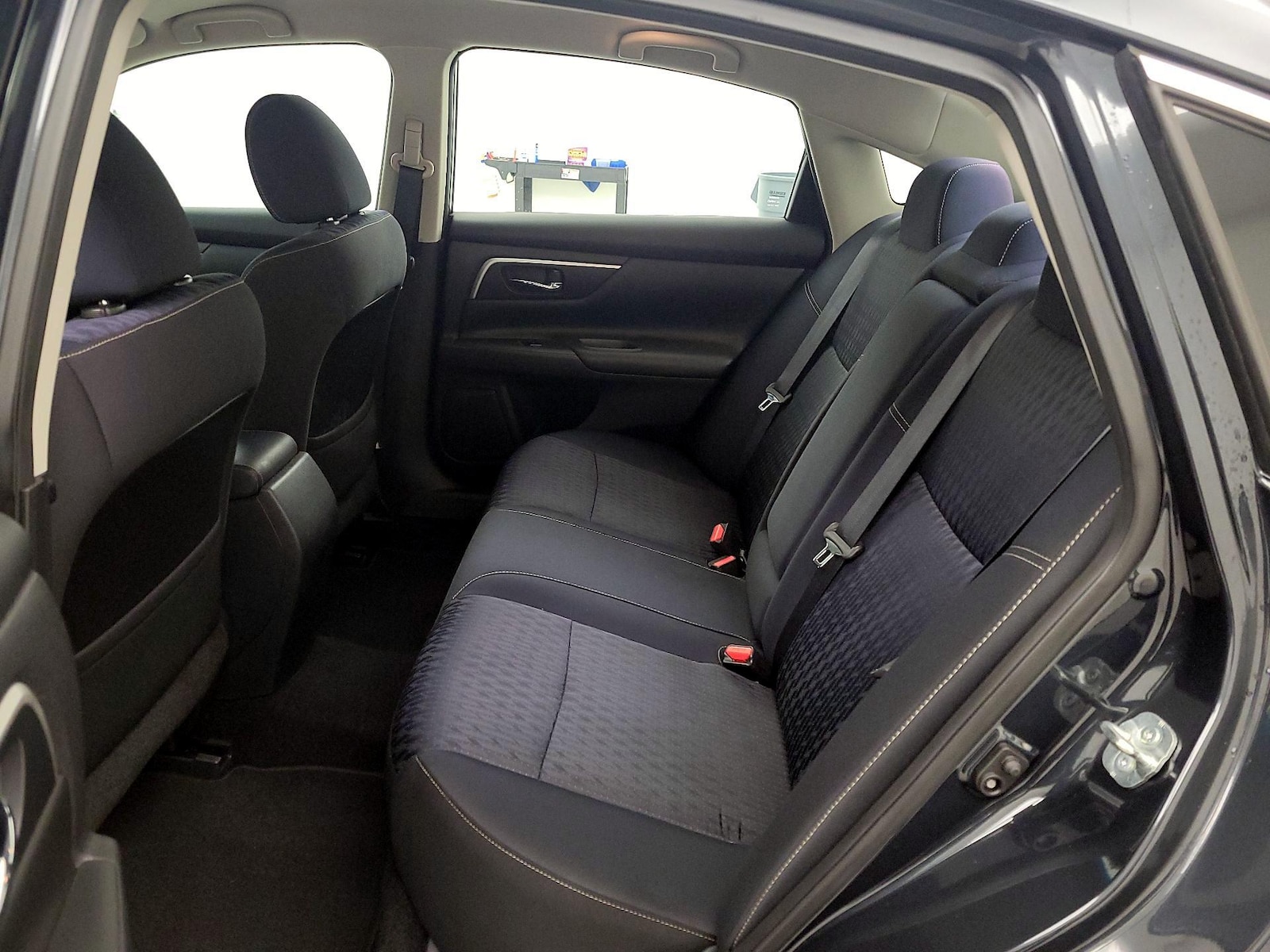 2017 Nissan Altima SV - Photo 20