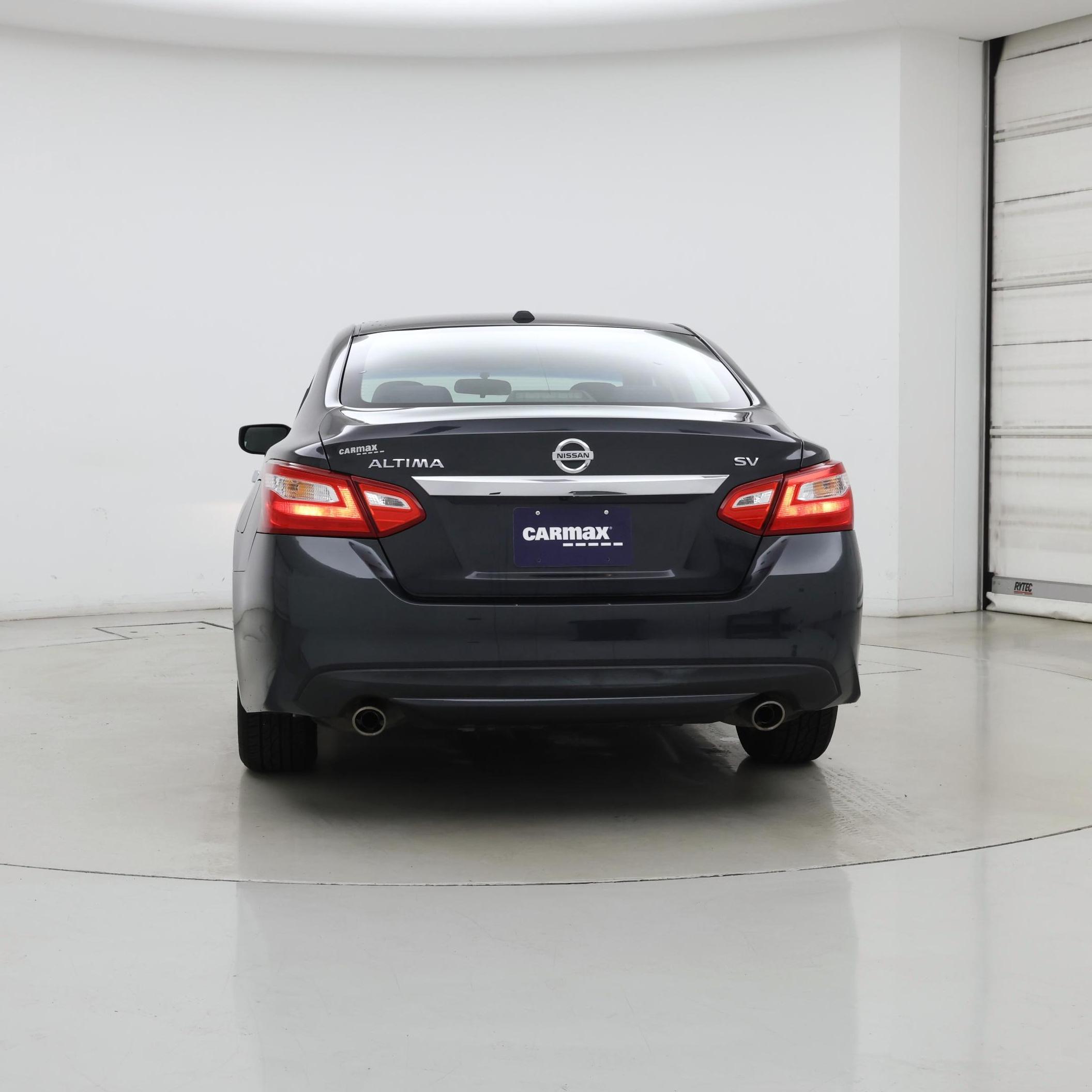 Thumbnail: 2017 Nissan Altima - 6