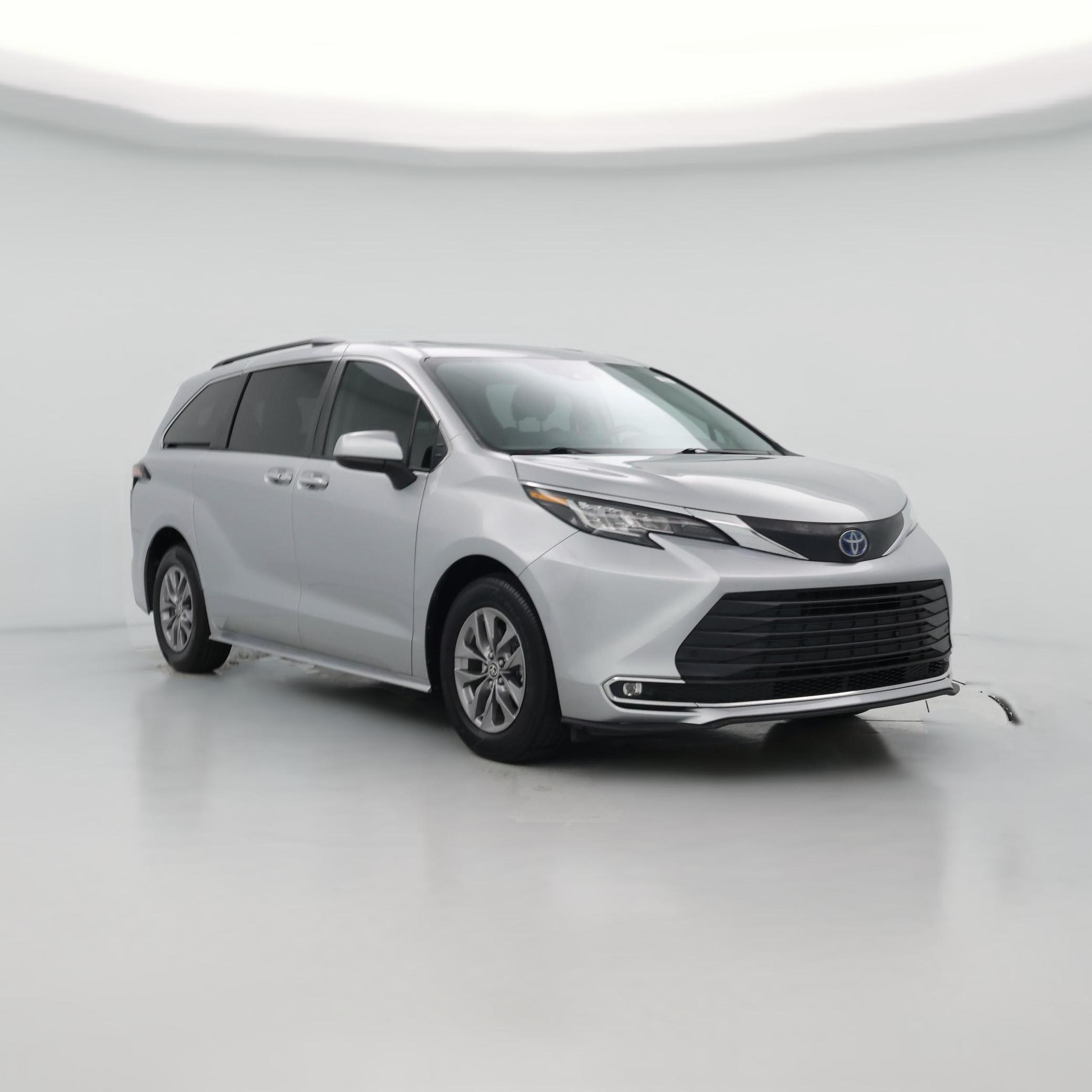 Thumbnail: 2022 Toyota Sienna - 1