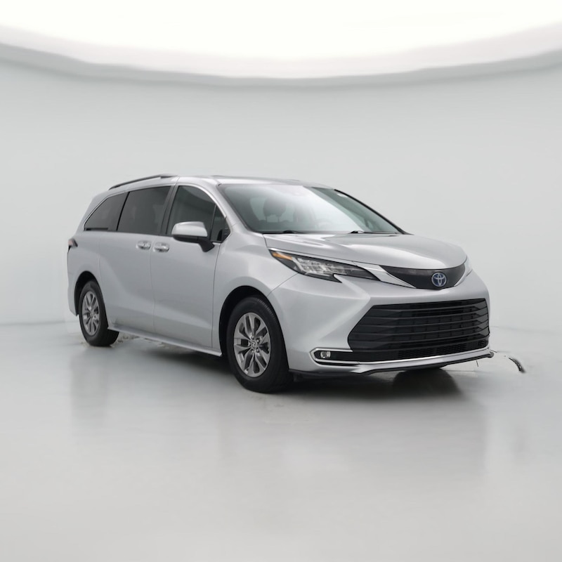 2022 Toyota Sienna Hybrid XLE