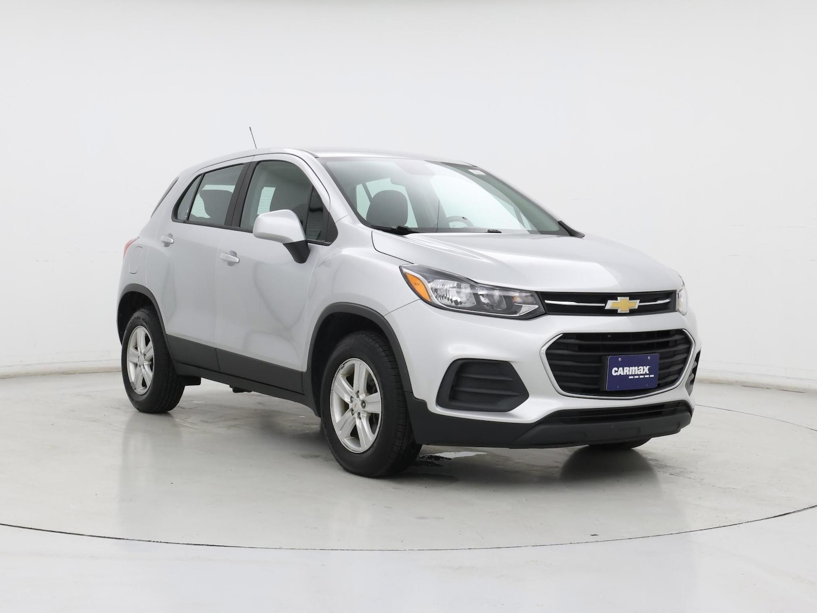 2017 Chevrolet Trax LS - Photo 2