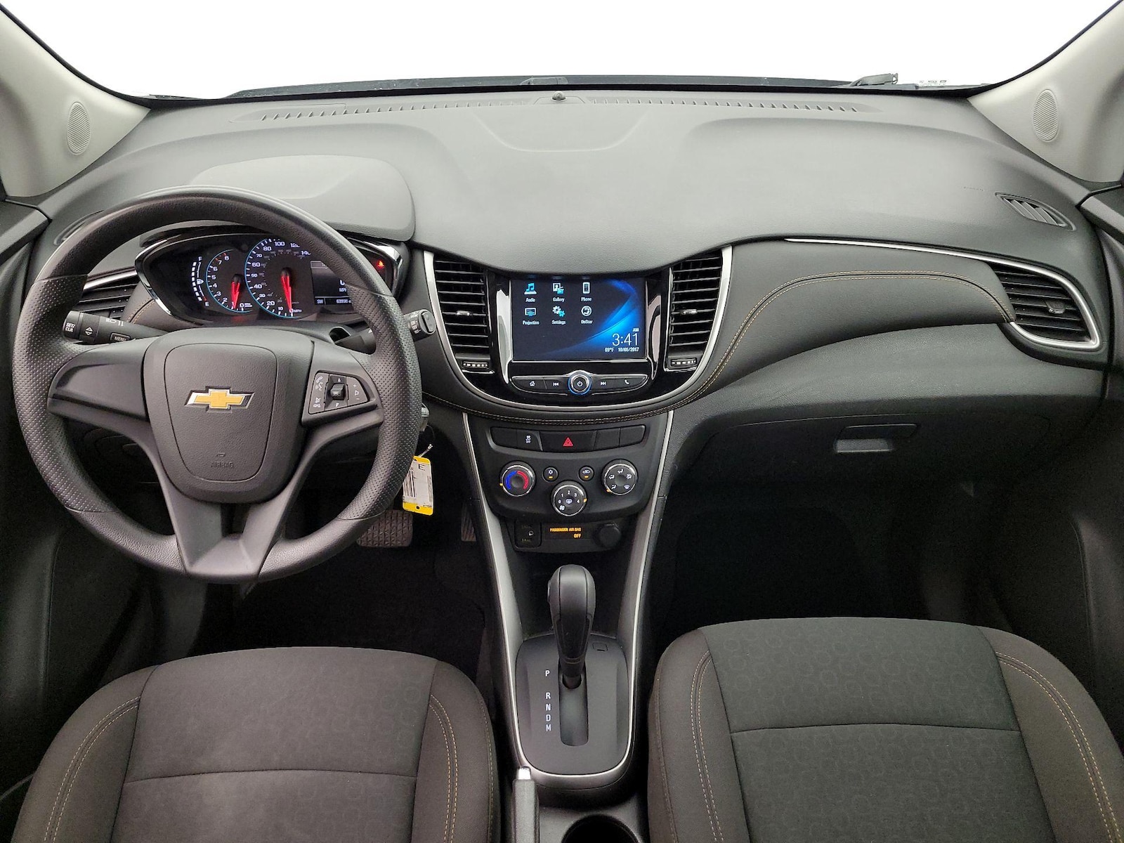 2017 Chevrolet Trax LS - Photo 10