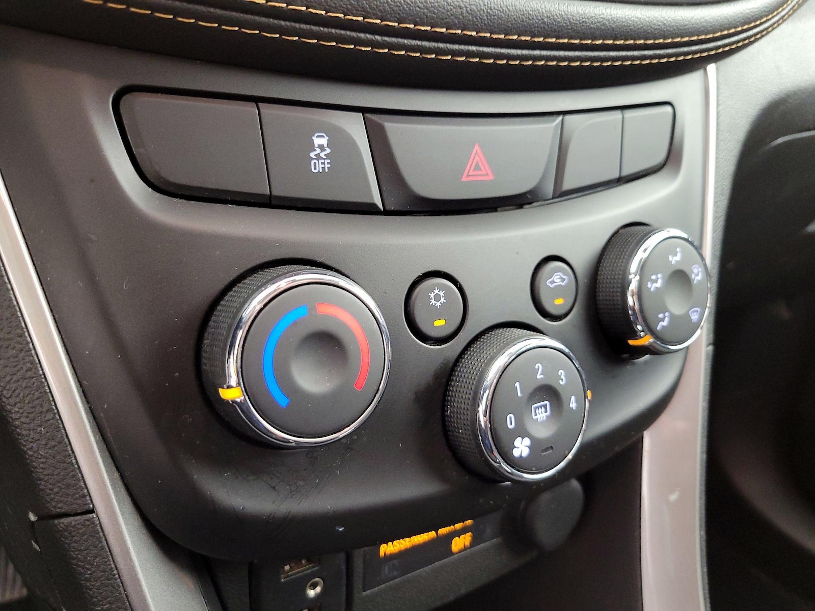 2017 Chevrolet Trax LS - Photo 17
