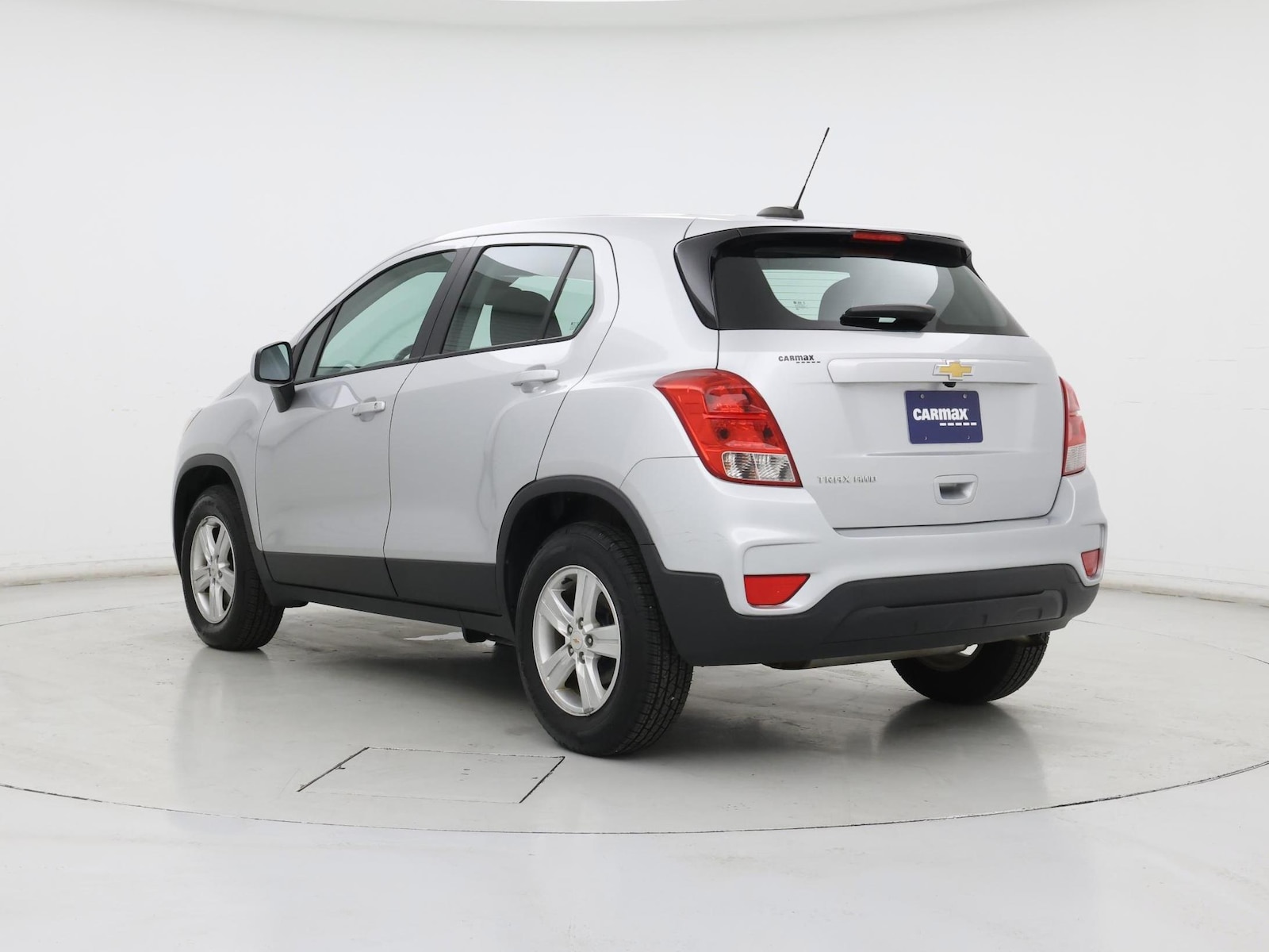 2017 Chevrolet Trax LS - Photo 3