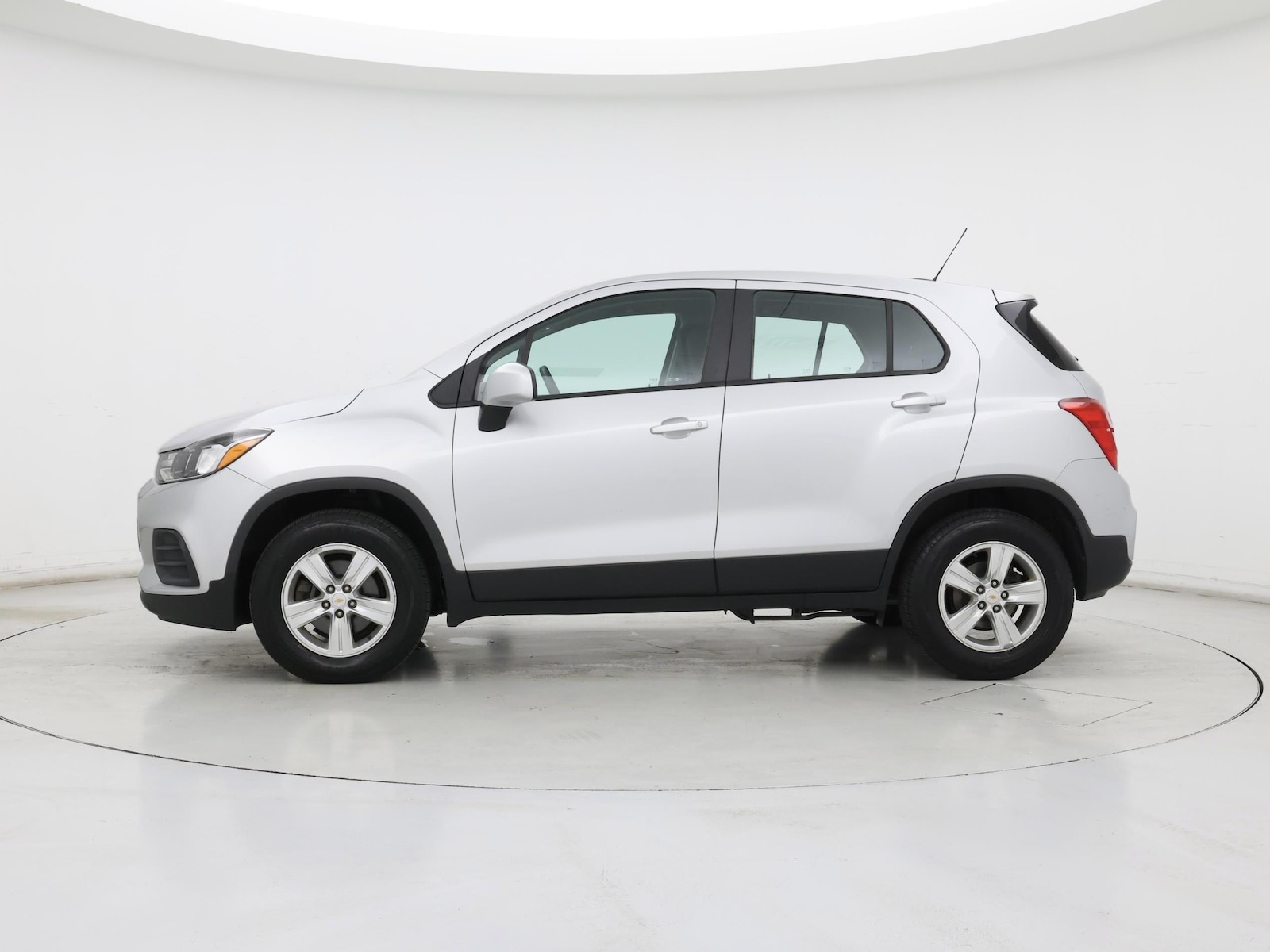 2017 Chevrolet Trax LS - Photo 4